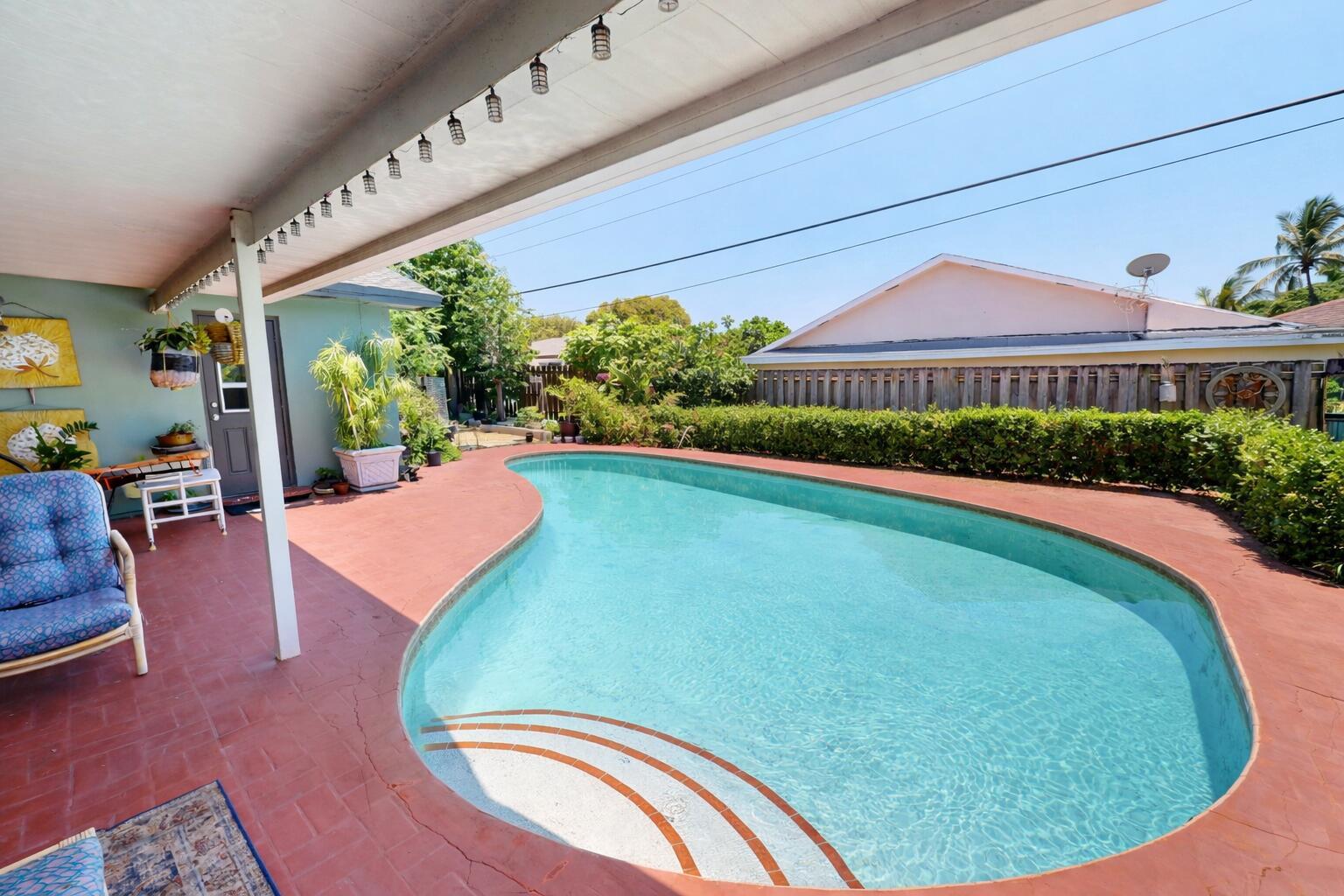 1630 40th Street, West Palm Beach, FL 33407, West Palm Beach - Photo 2