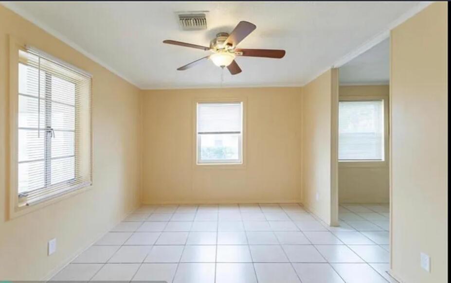 808 W 4th Street W, Riviera Beach, FL 33404, Riviera Beach - Photo 3