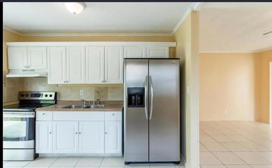 808 W 4th Street W, Riviera Beach, FL 33404, Riviera Beach - Photo 5