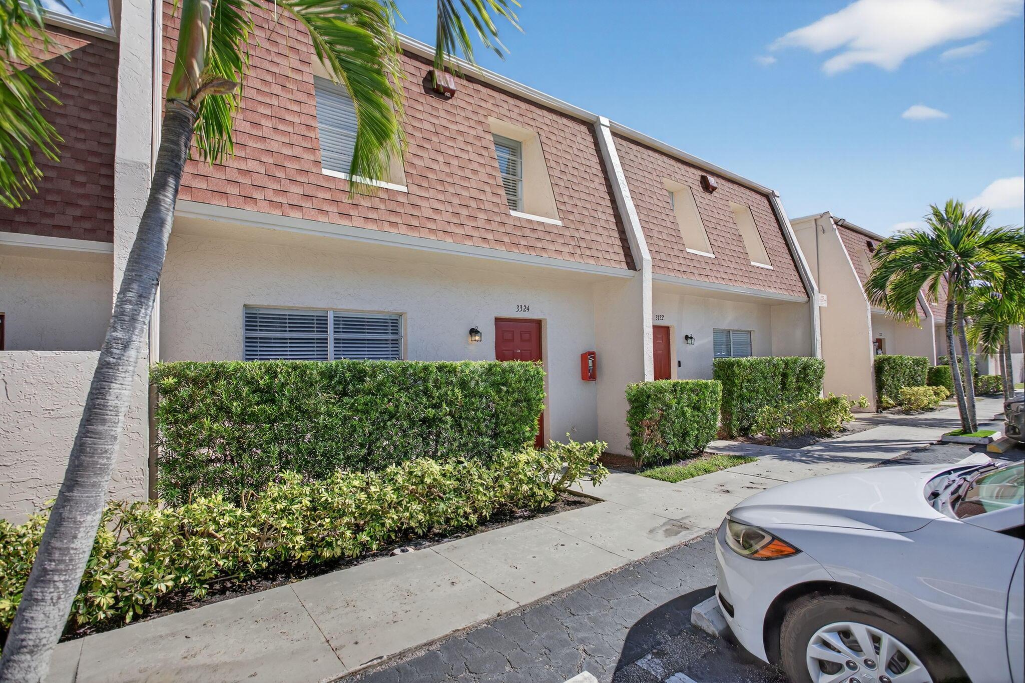 3324 Quail Close 7, Pompano Beach, FL 33064, Pompano Beach - Photo 2