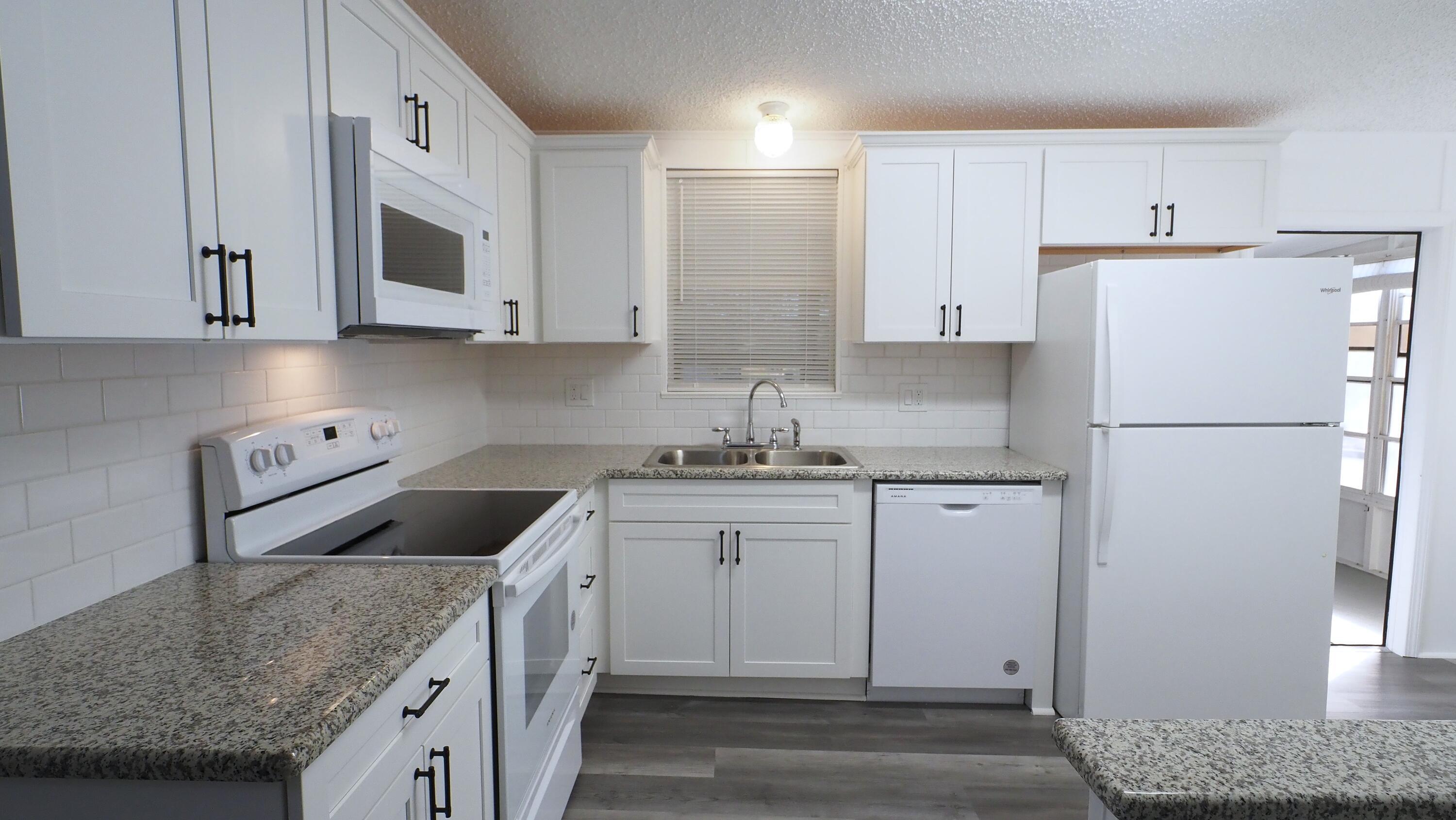 334 Seahorse Terrace, Fort Pierce, FL 34982, Fort Pierce - Photo 3