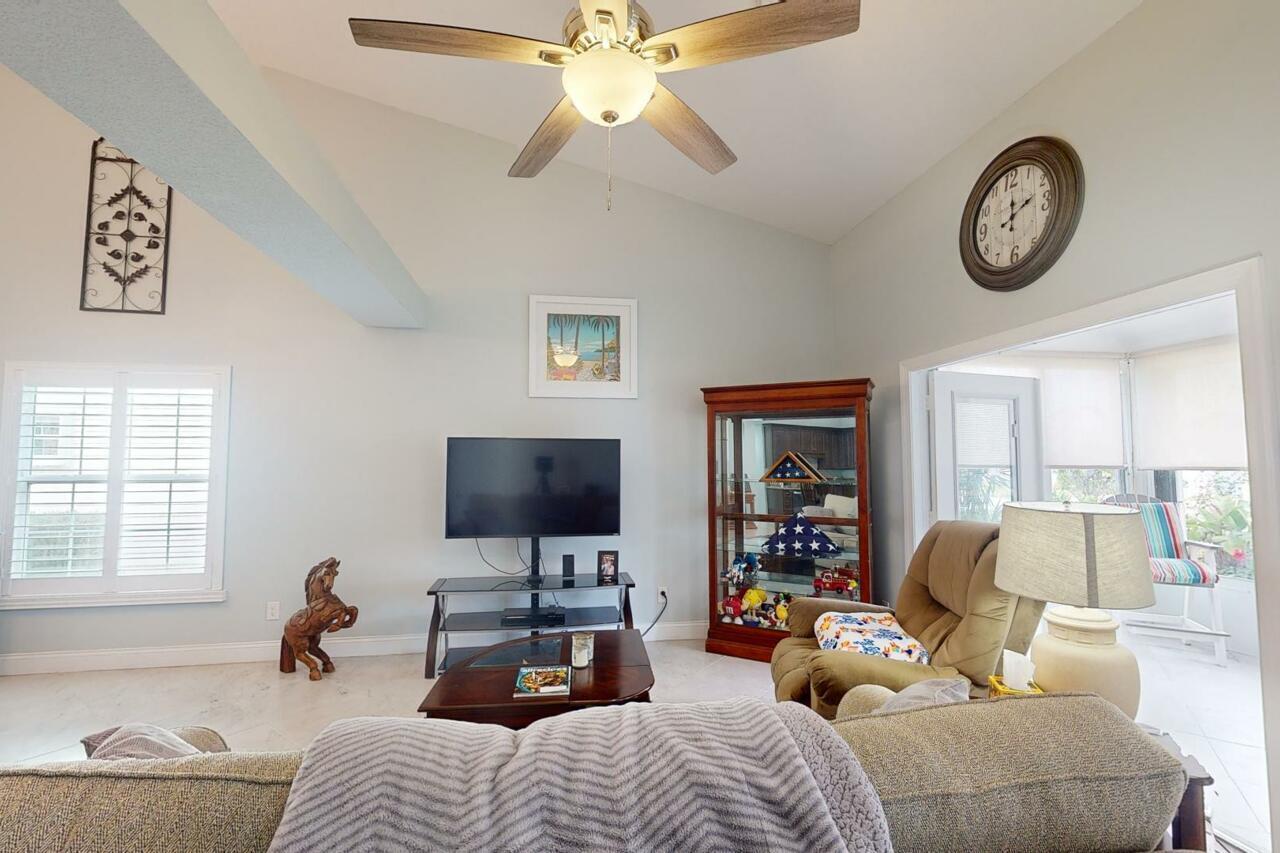 4079 Gator Trace Road, Fort Pierce, FL 34982, Fort Pierce - Photo 3