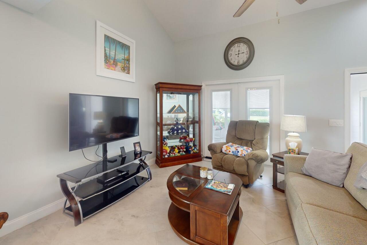 4079 Gator Trace Road, Fort Pierce, FL 34982, Fort Pierce - Photo 5