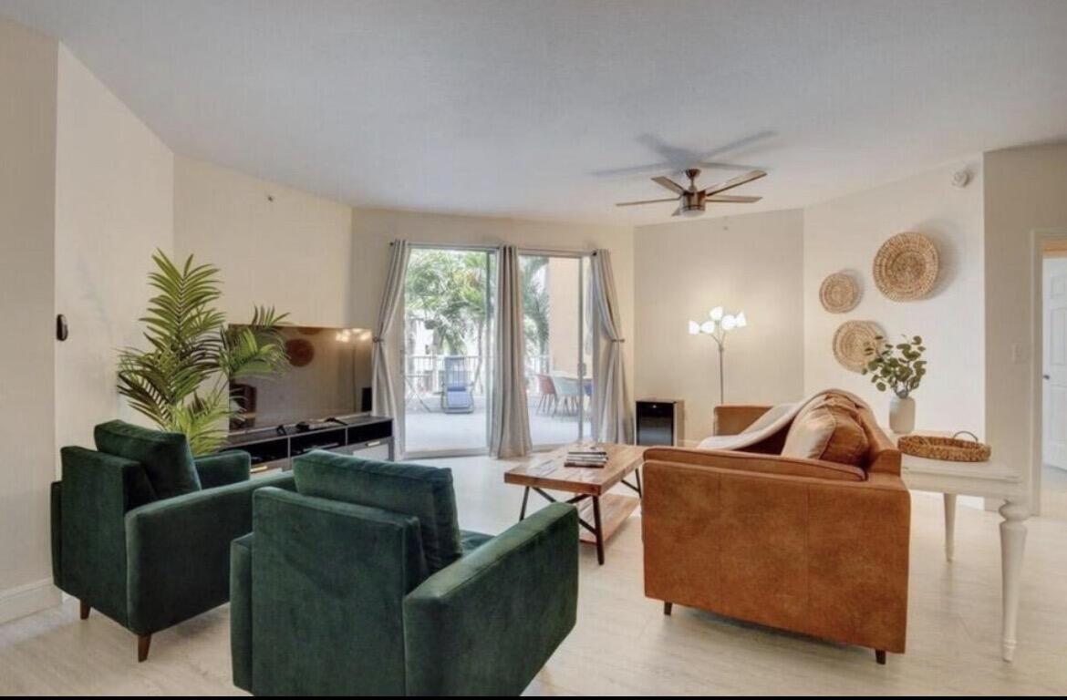 802 W Windward Way 216, Lantana, FL 33462, Lantana