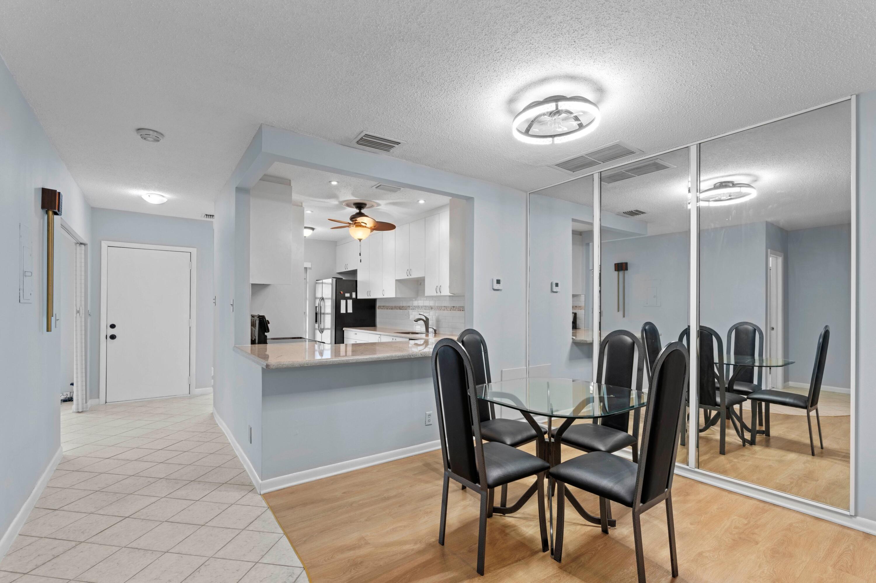 8555 Bella Vista Drive 86, Boca Raton, FL 33433, Boca Raton - Photo 5