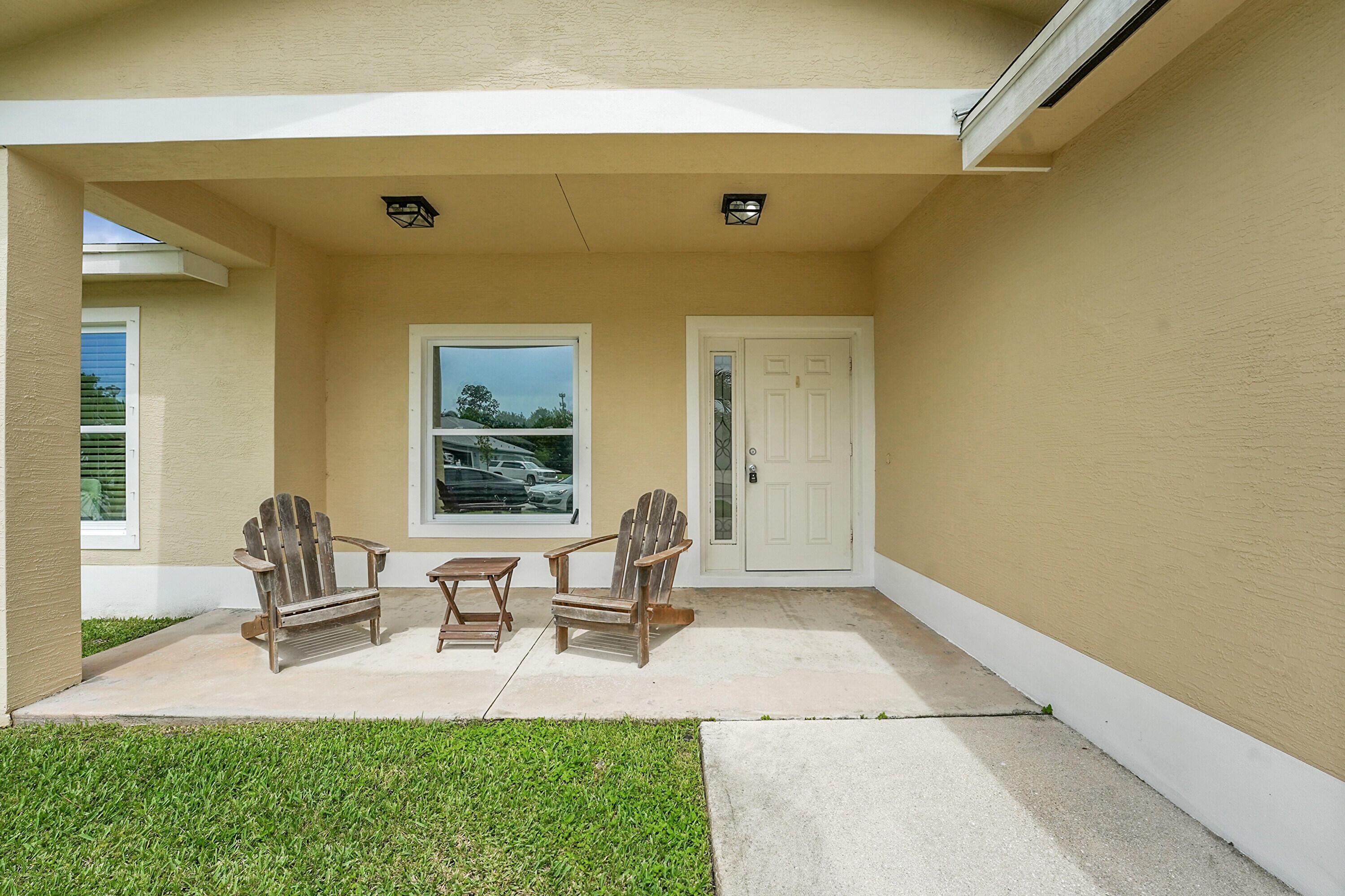 6412 Las Palmas Way, Port St. Lucie, FL 34952, Port St. Lucie - Photo 2