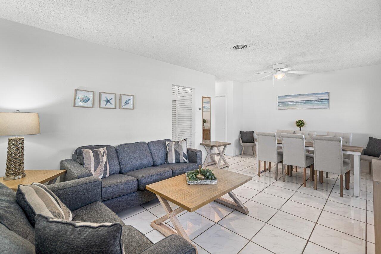 262 SE 9th Avenue B, Deerfield Beach, FL 33441, Deerfield Beach - Photo 2