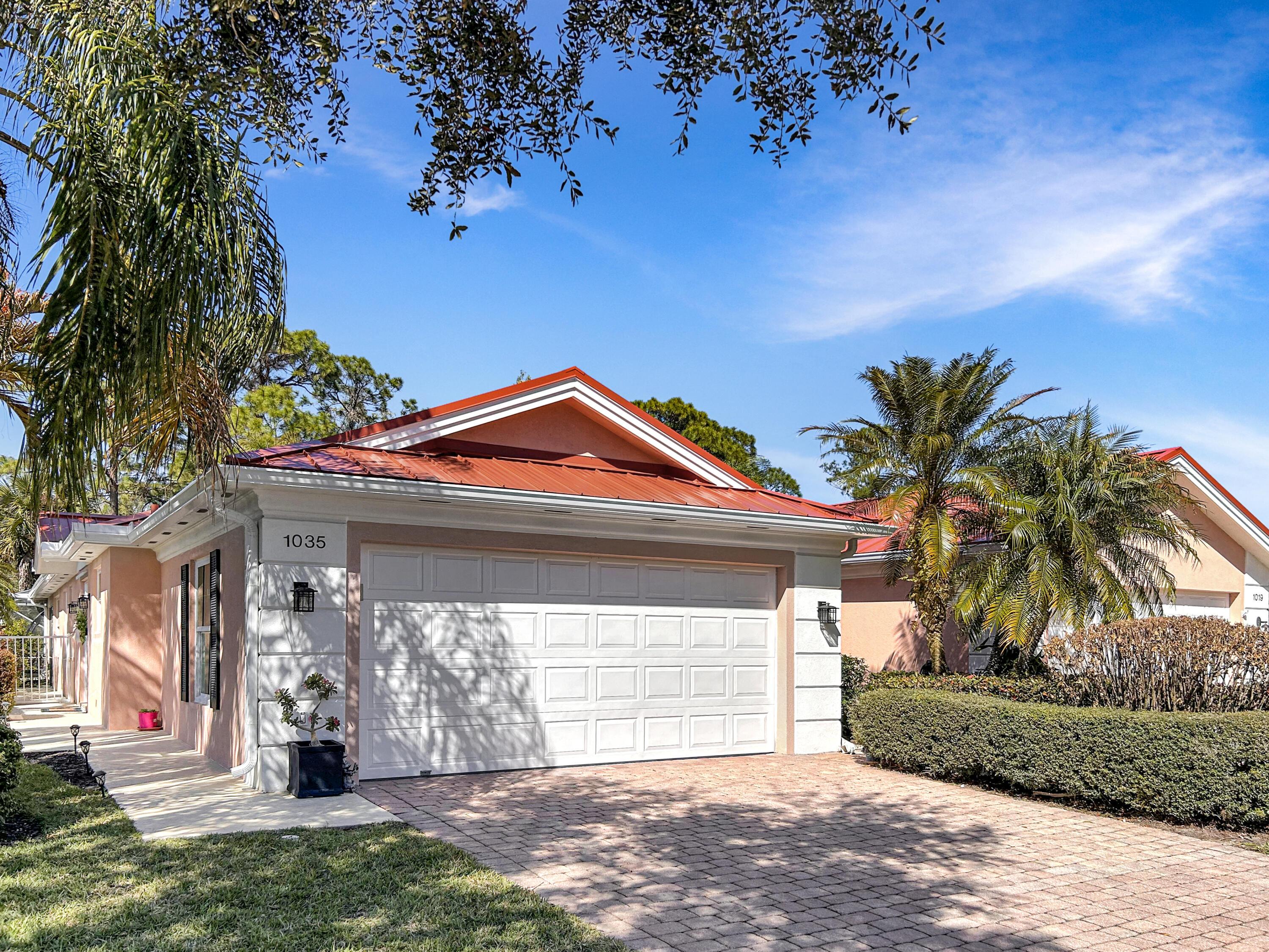 1035 SW Tamarrow Place, Stuart, FL 34997, Stuart - Photo 4