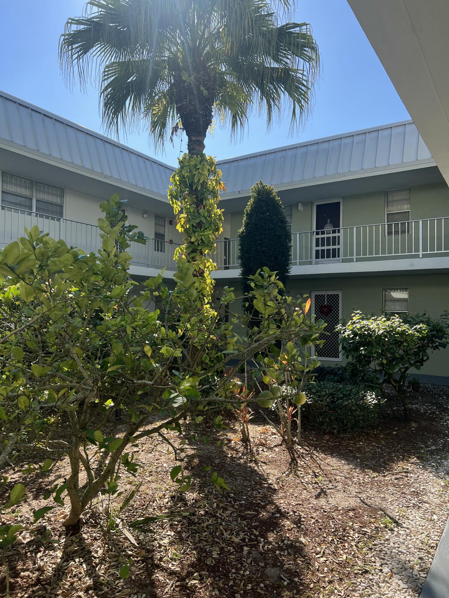 2302 Sunrise 3-201, Fort Pierce, FL 34949, Fort Pierce - Photo 5