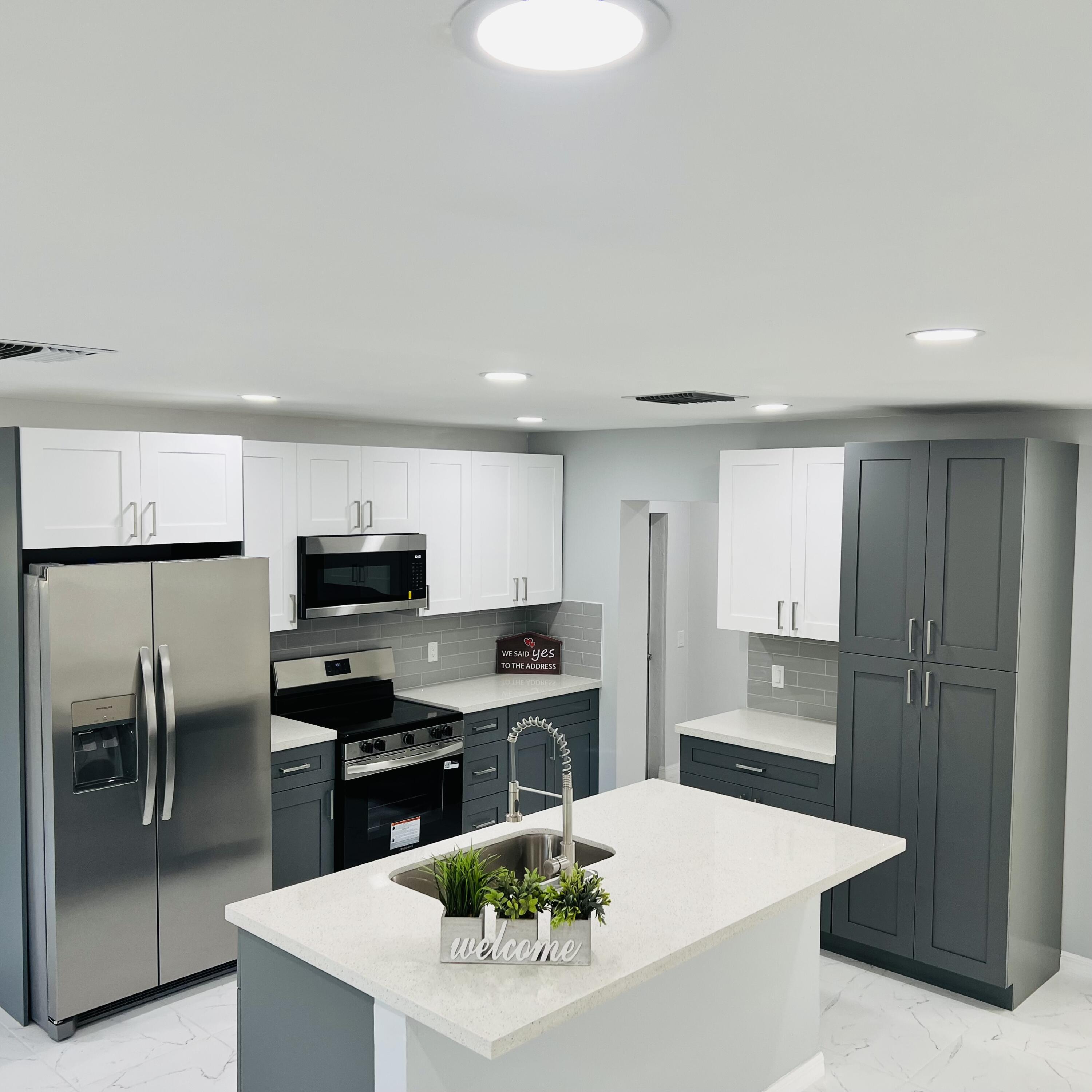 442 SW Lucero Drive, Port St. Lucie, FL 34983, Port St. Lucie - Photo 2