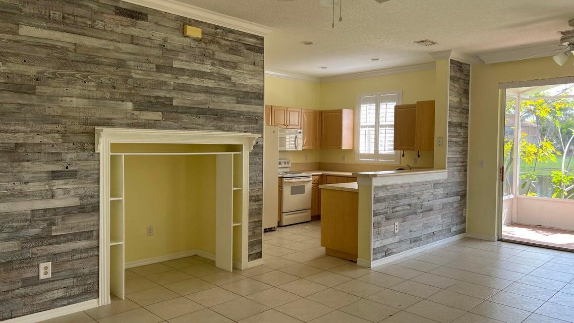 274 River Bluff Lane, Royal Palm Beach, FL 33411, Royal Palm Beach - Photo 2