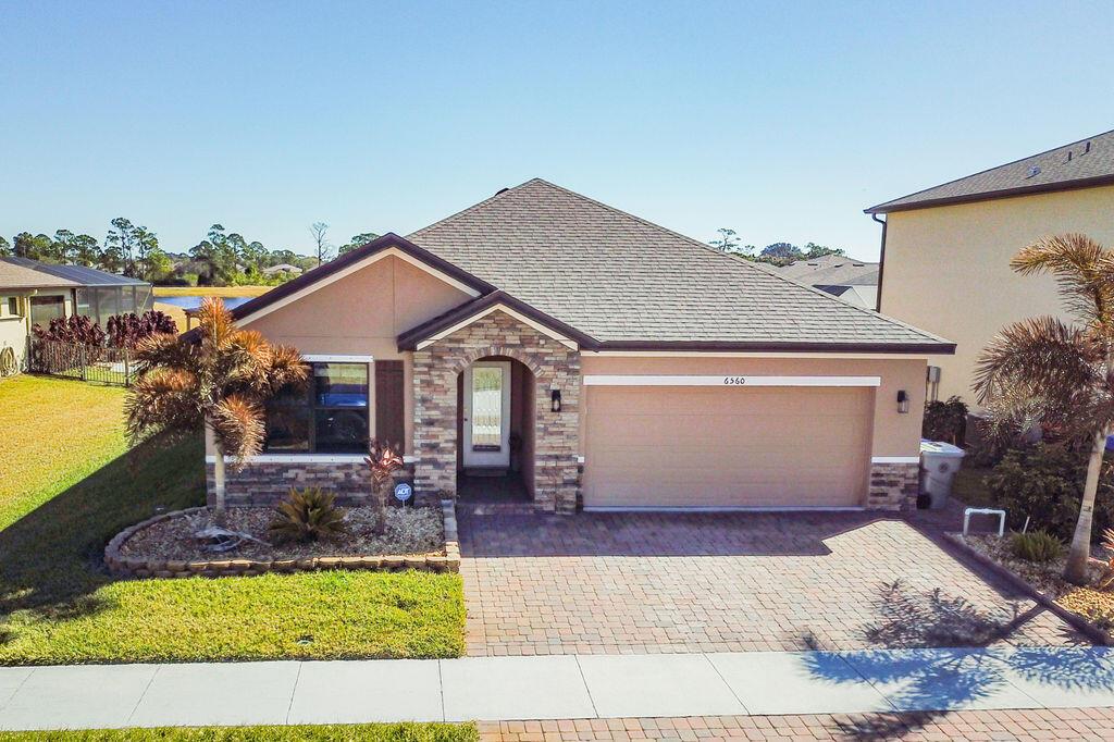 6560 Canterbridge Drive, Vero Beach, FL 32967, Vero Beach - Photo 3