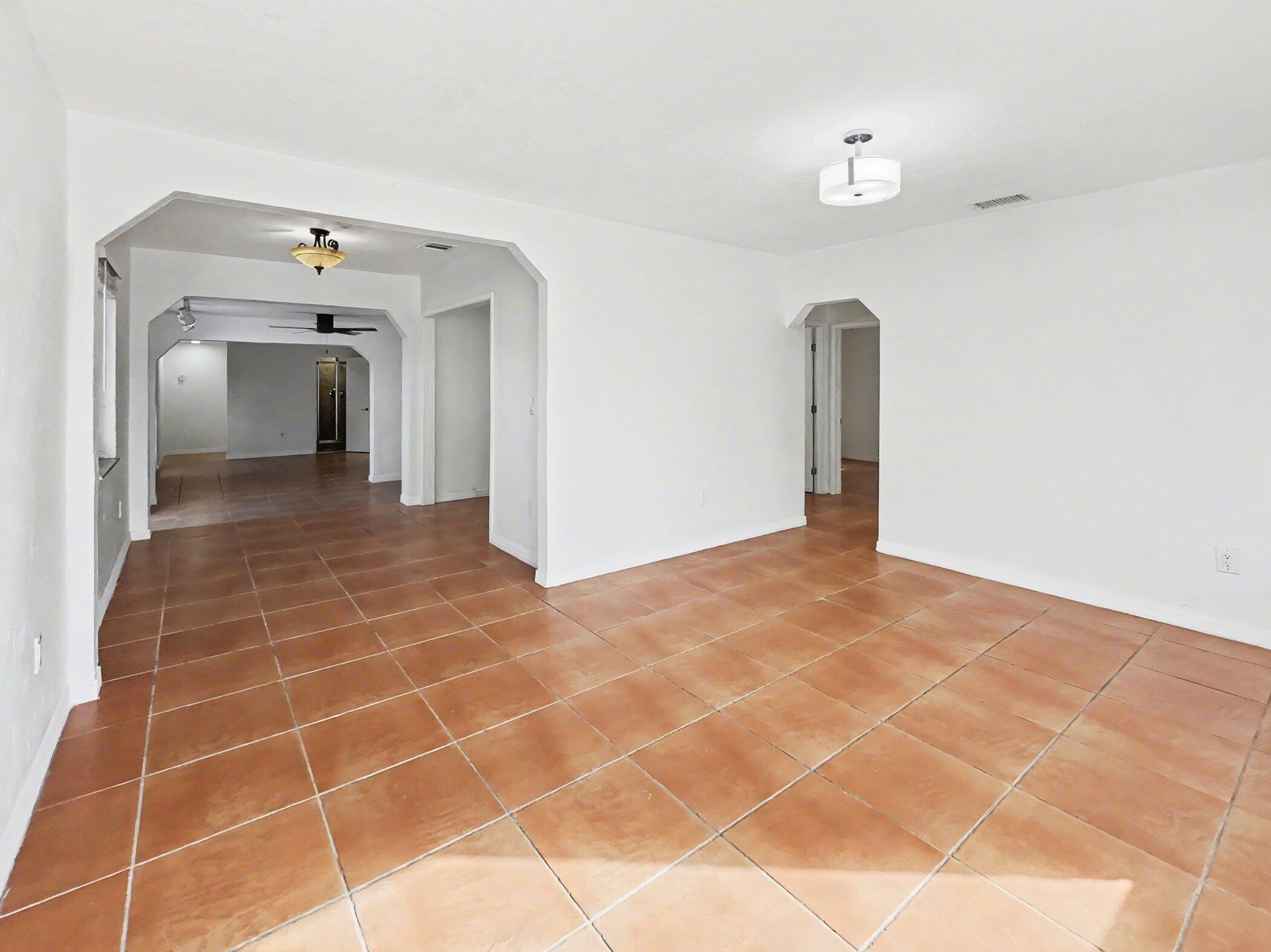 5181 NW 4th Terrace, Miami, FL 33126, Miami - Photo 4