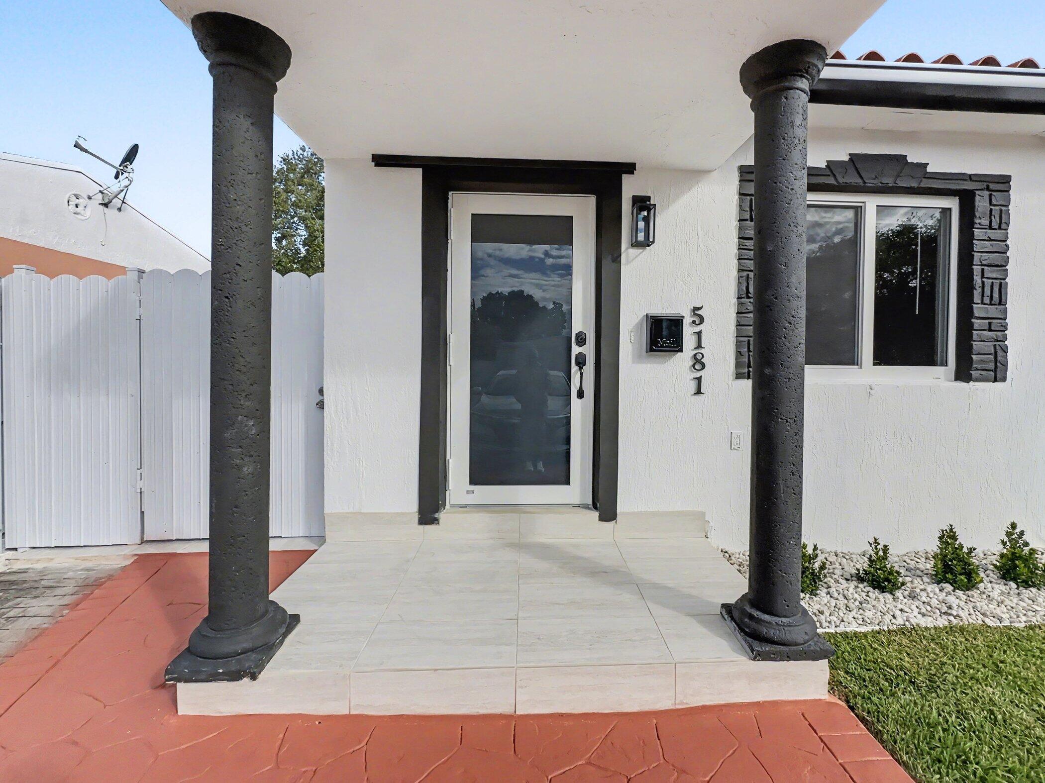 5181 NW 4th Terrace, Miami, FL 33126, Miami - Photo 3