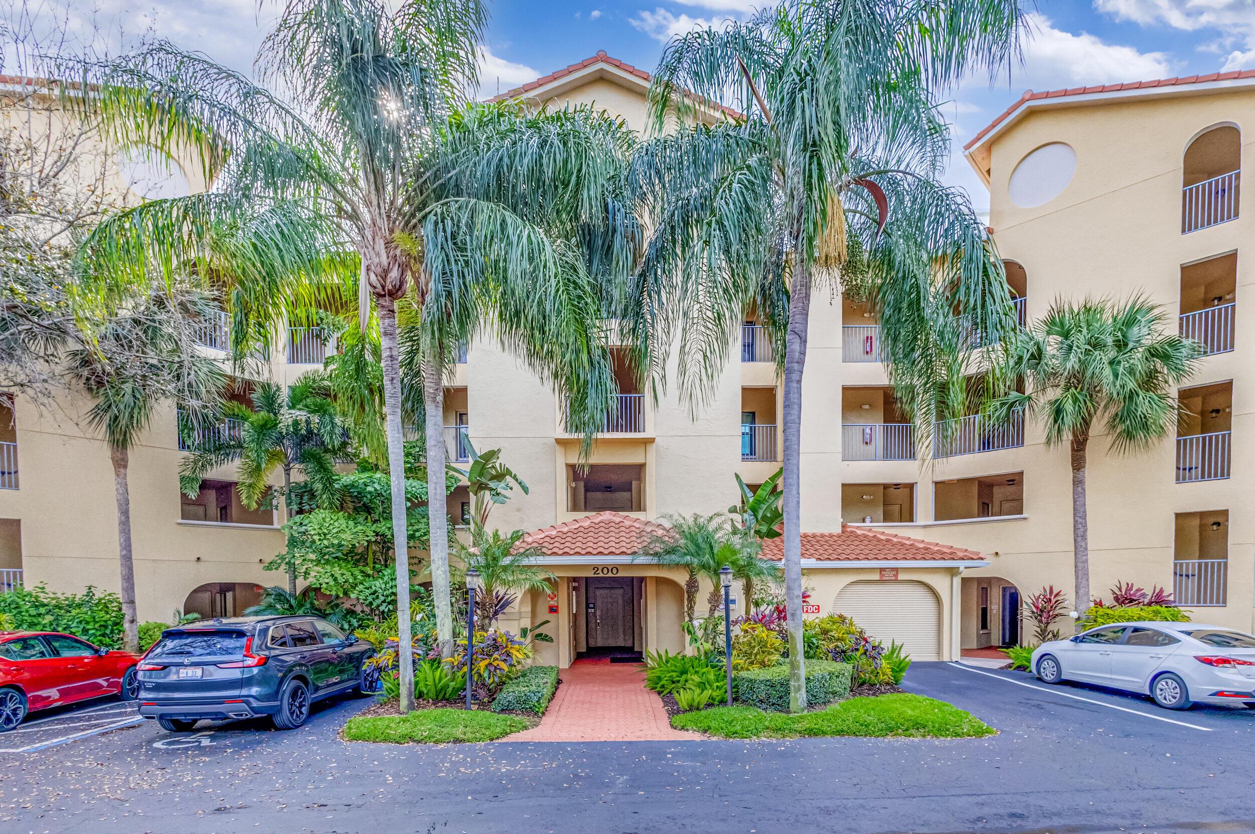 200 Uno Lago Drive 105, Juno Beach, FL 33408, Juno Beach - Photo 4