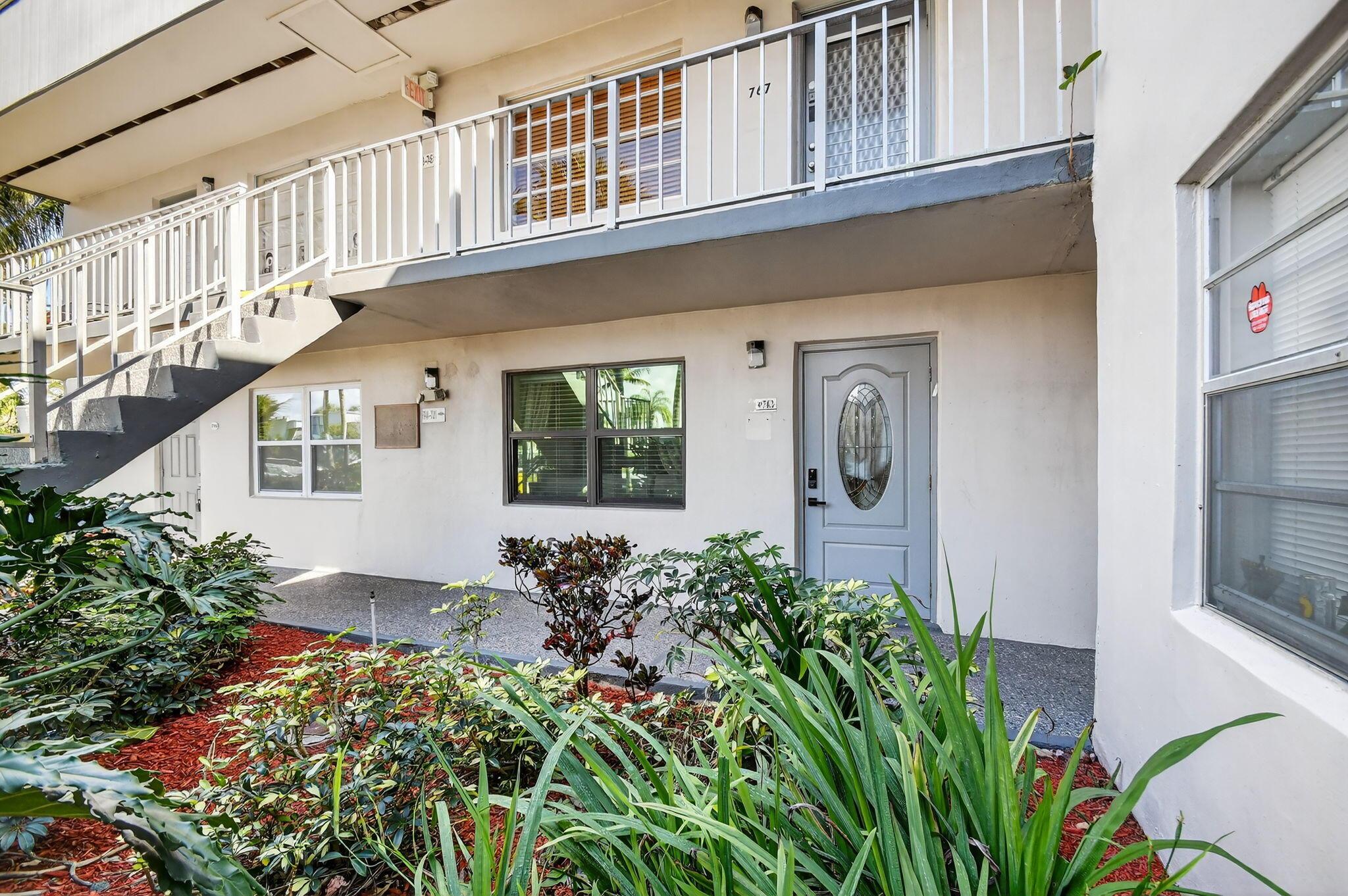 743 Burgundy P, Delray Beach, FL 33484, Delray Beach - Photo 5
