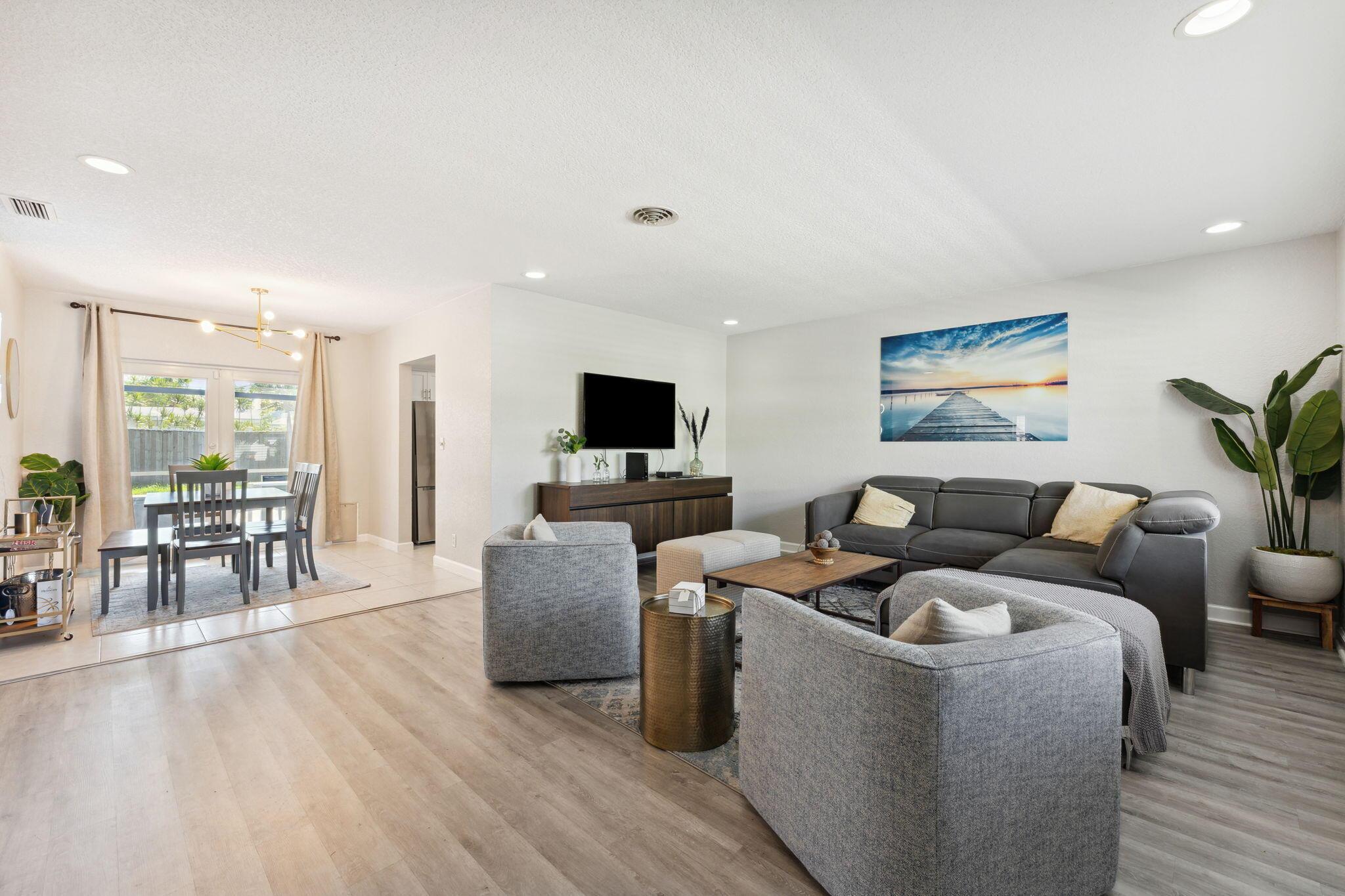 428 SE 2nd Street, Deerfield Beach, FL 33441, Deerfield Beach - Photo 2