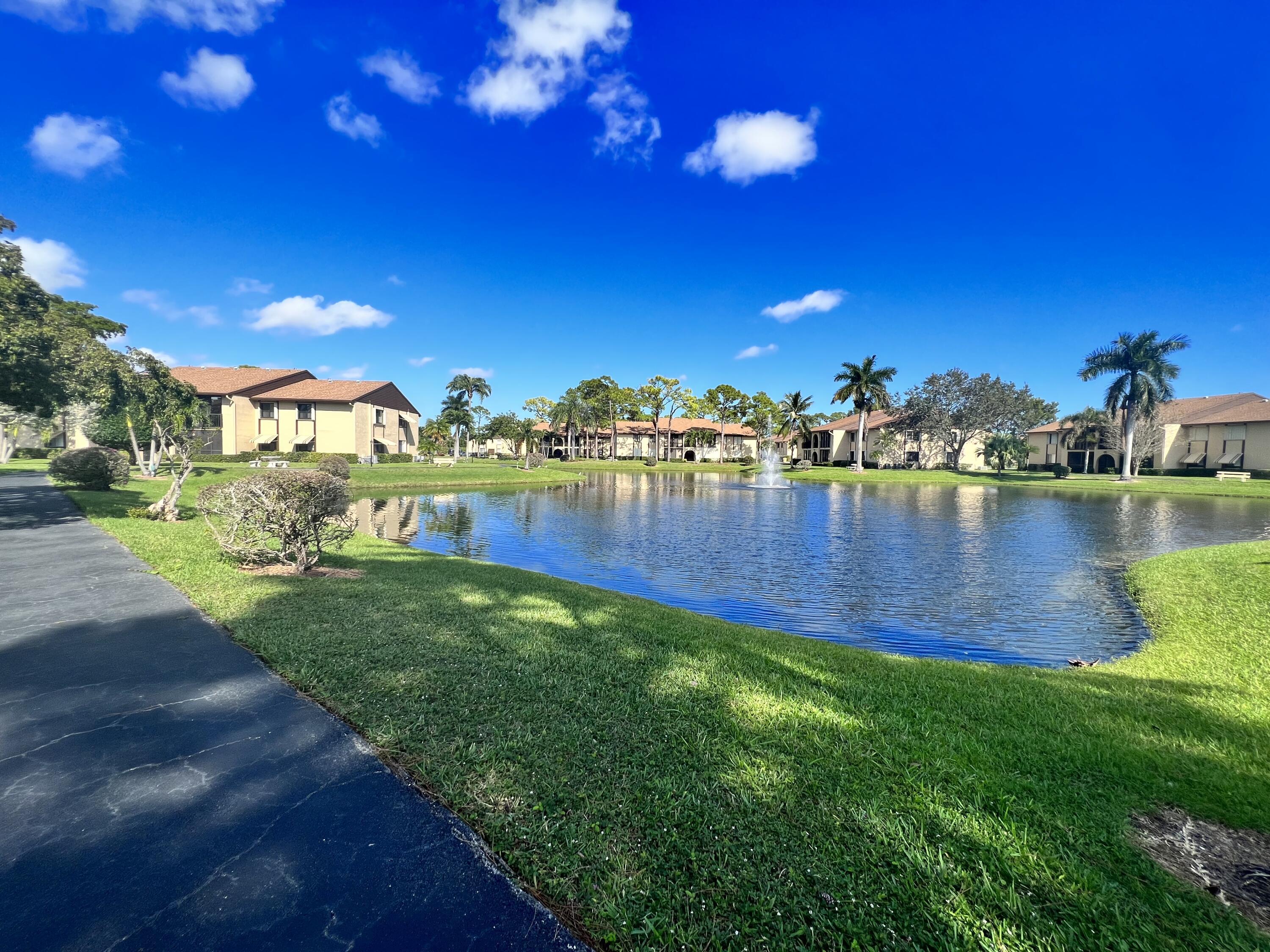 231 Pine Hov Circle A-1, Greenacres, FL 33463, Greenacres - Photo 3