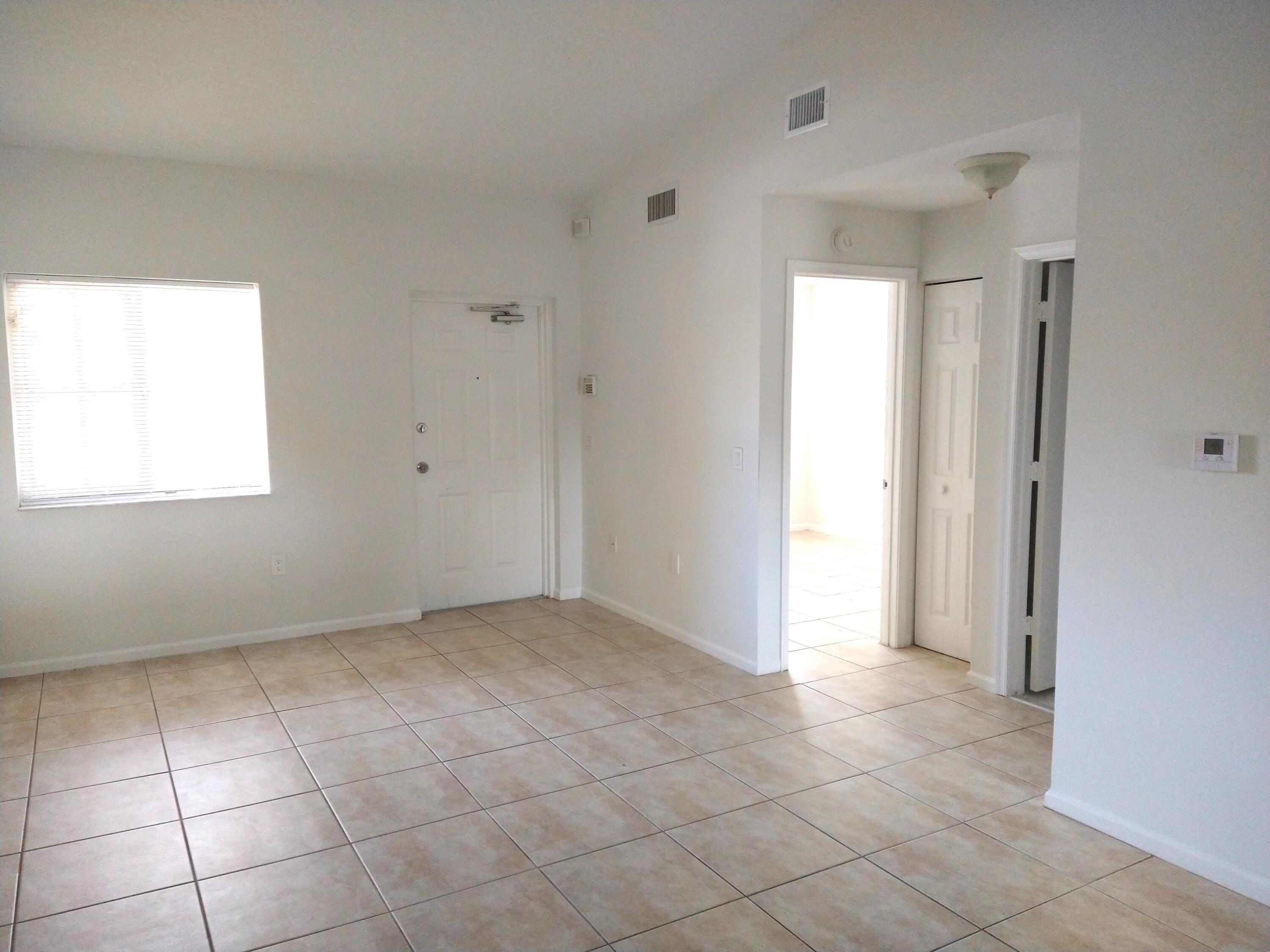 3478 Briar Bay Boulevard 204, West Palm Beach, FL 33411, West Palm Beach - Photo 3