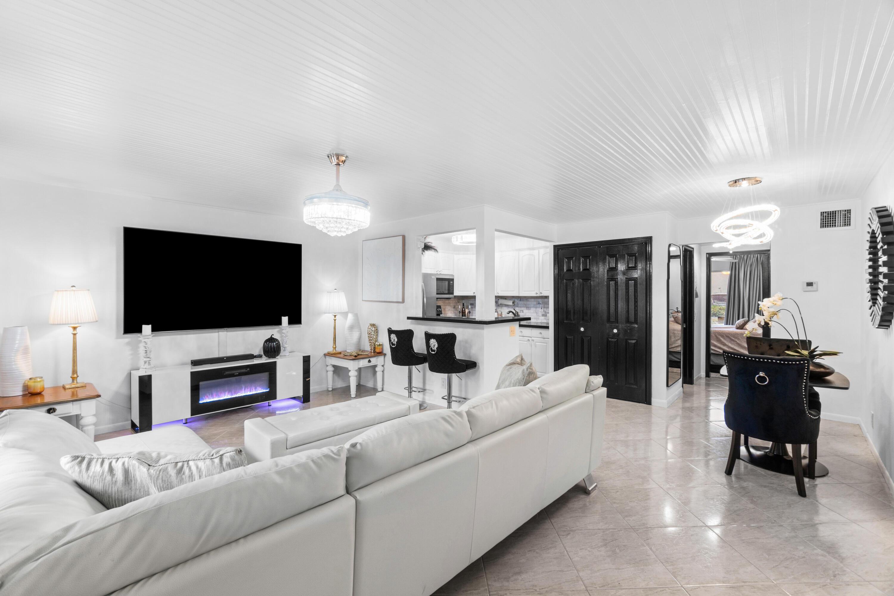 340 Horizons W 102, Boynton Beach, FL 33435, Boynton Beach