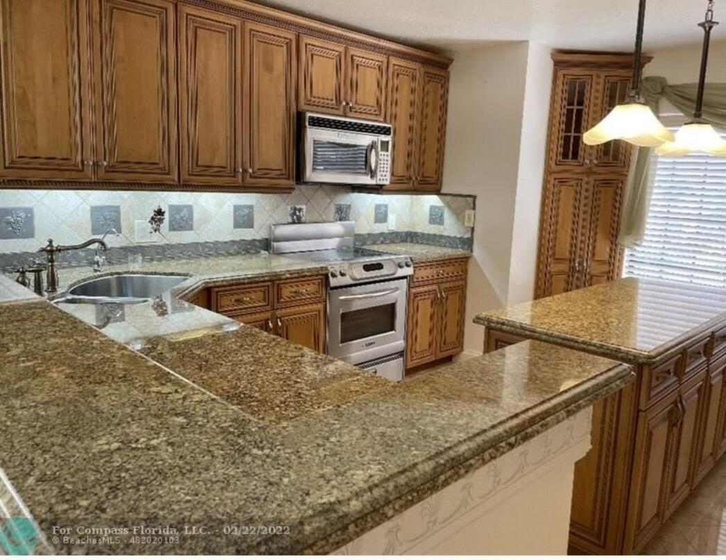 7485 Glendevon Lane 1108, Delray Beach, FL 33446, Delray Beach - Photo 4