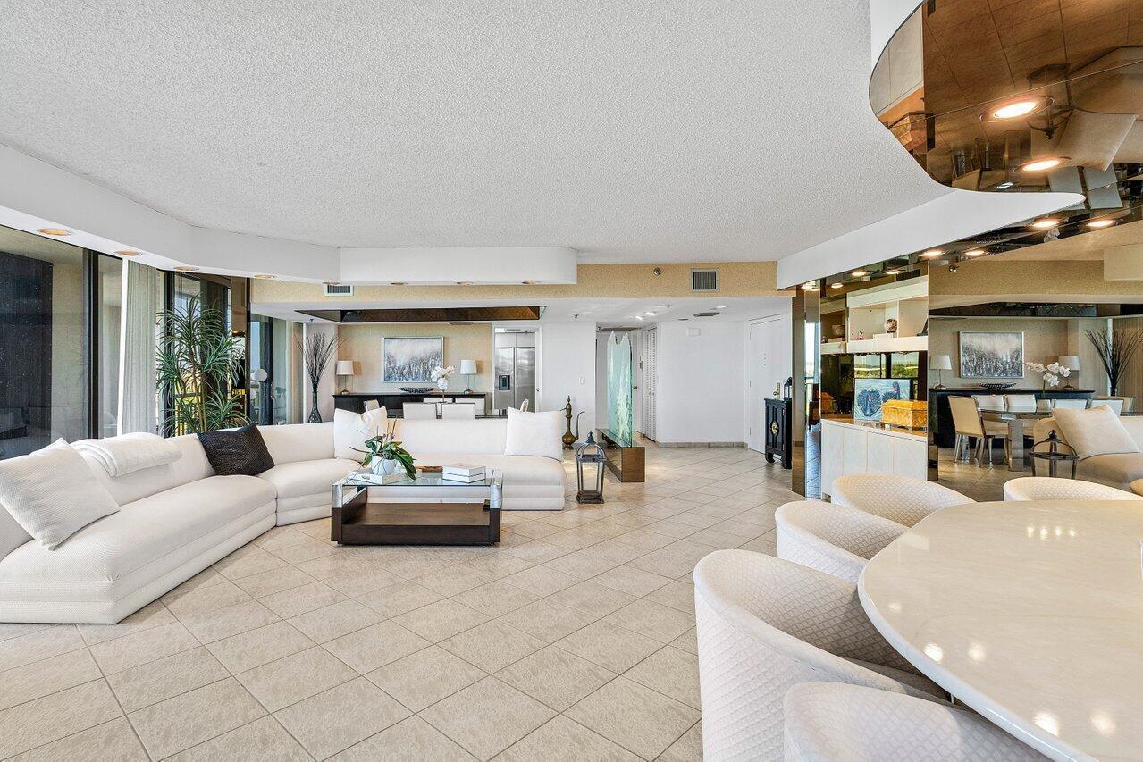 2427 Presidential Way 701, West Palm Beach, FL 33401, West Palm Beach - Photo 3