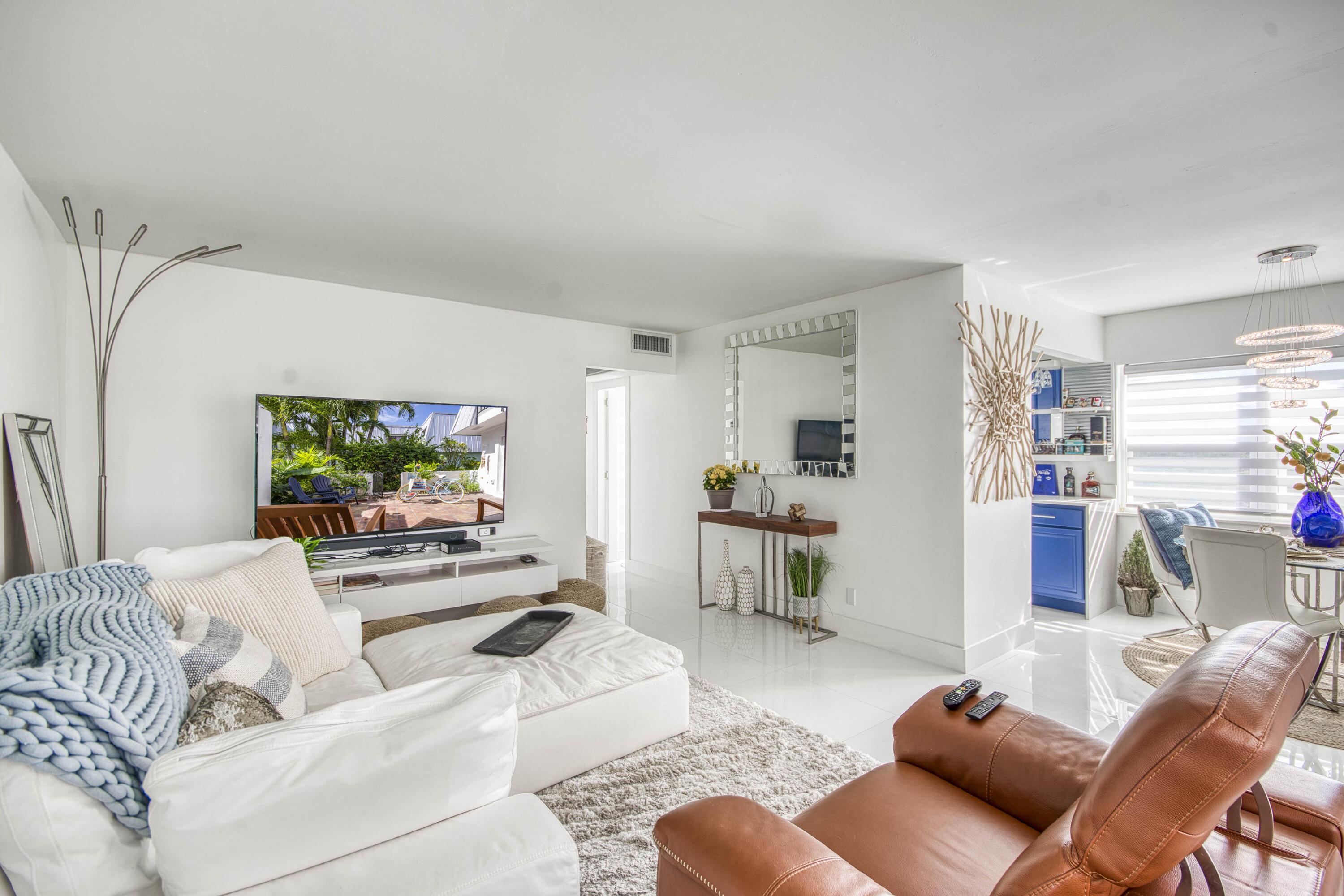 330 Andover M, West Palm Beach, FL 33417, West Palm Beach - Photo 3