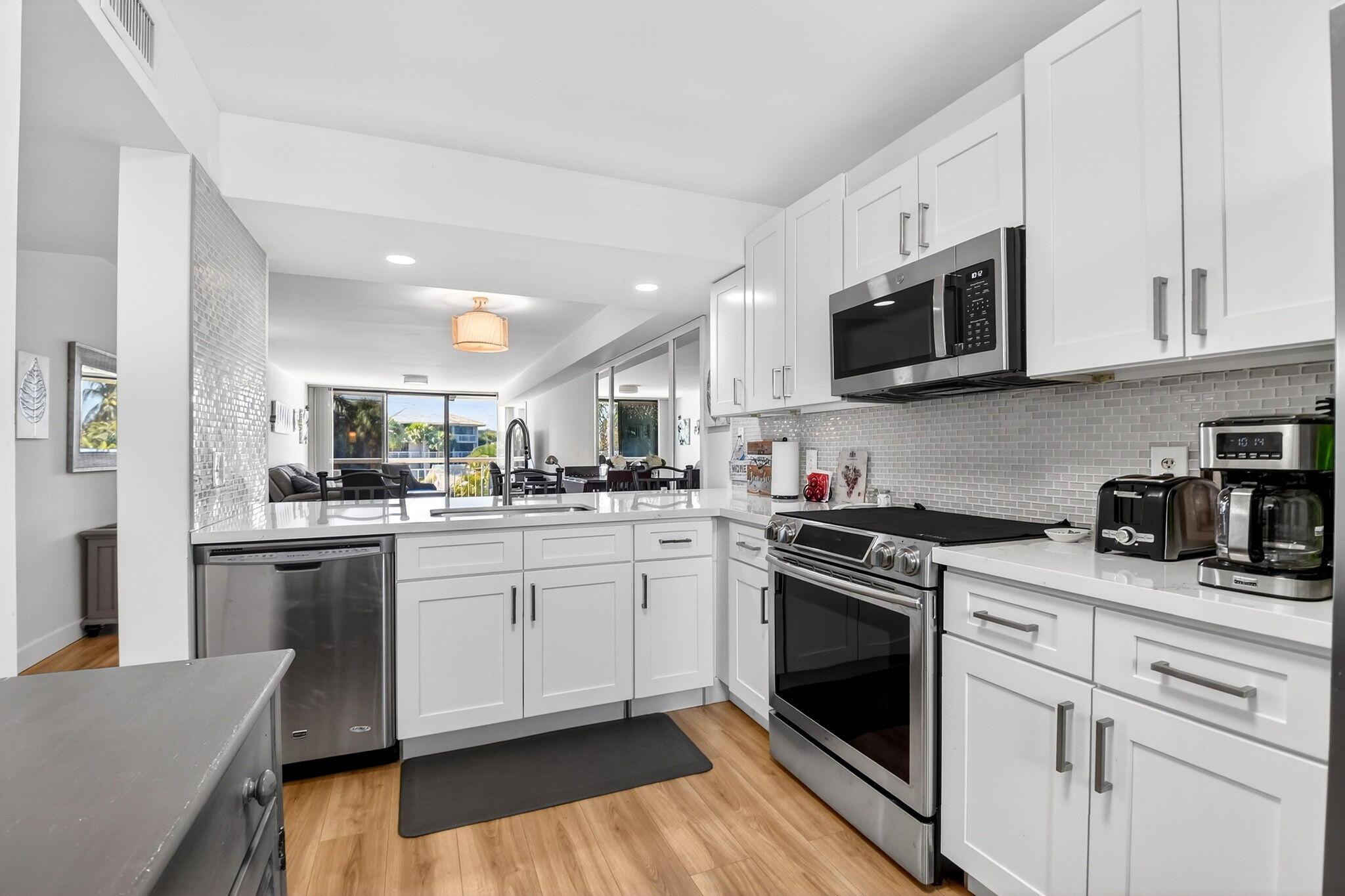 2701 Village Boulevard 303, West Palm Beach, FL 33409, West Palm Beach