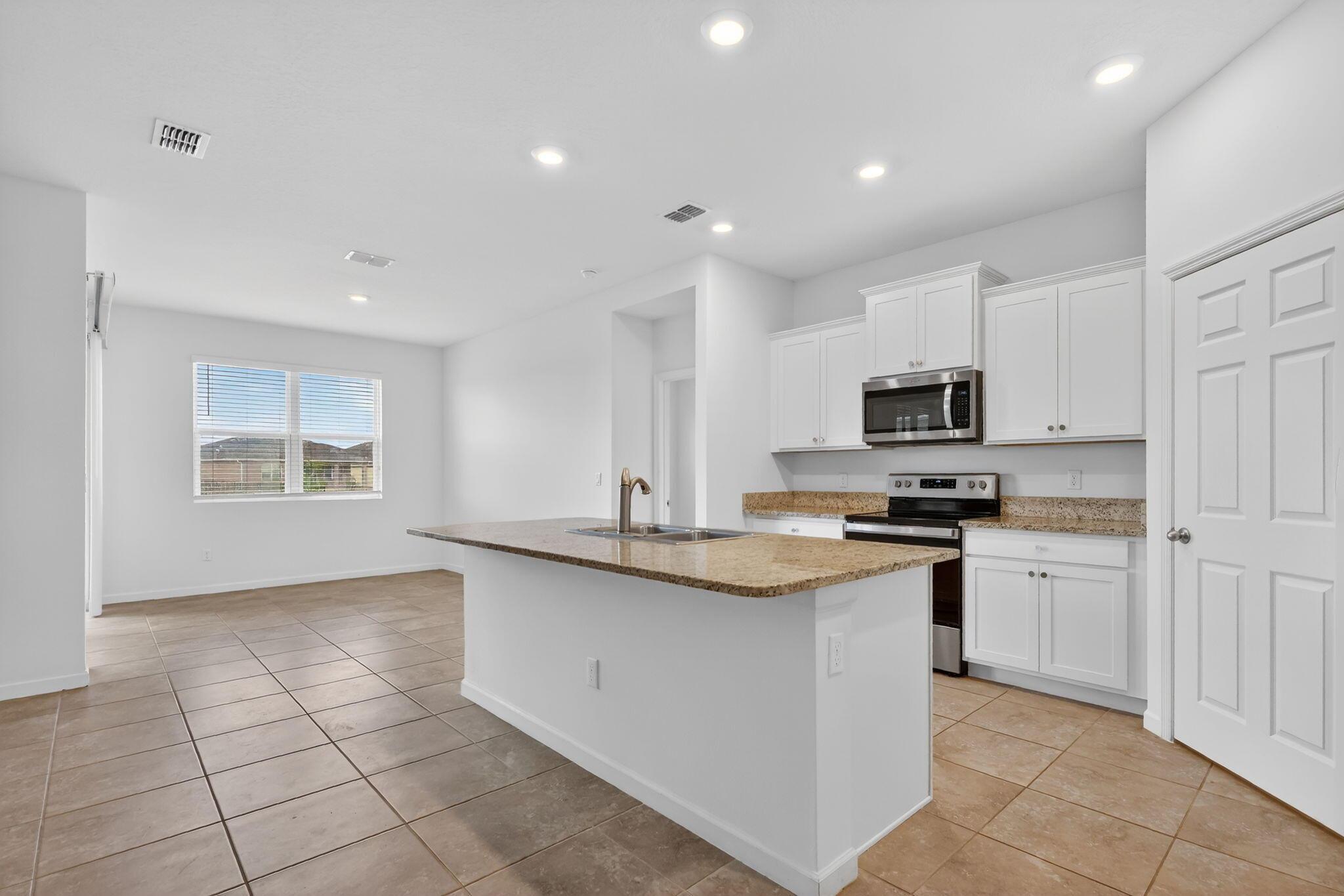 10552 SW Toren Way, Port St. Lucie, FL 34987, Port St. Lucie - Photo 5