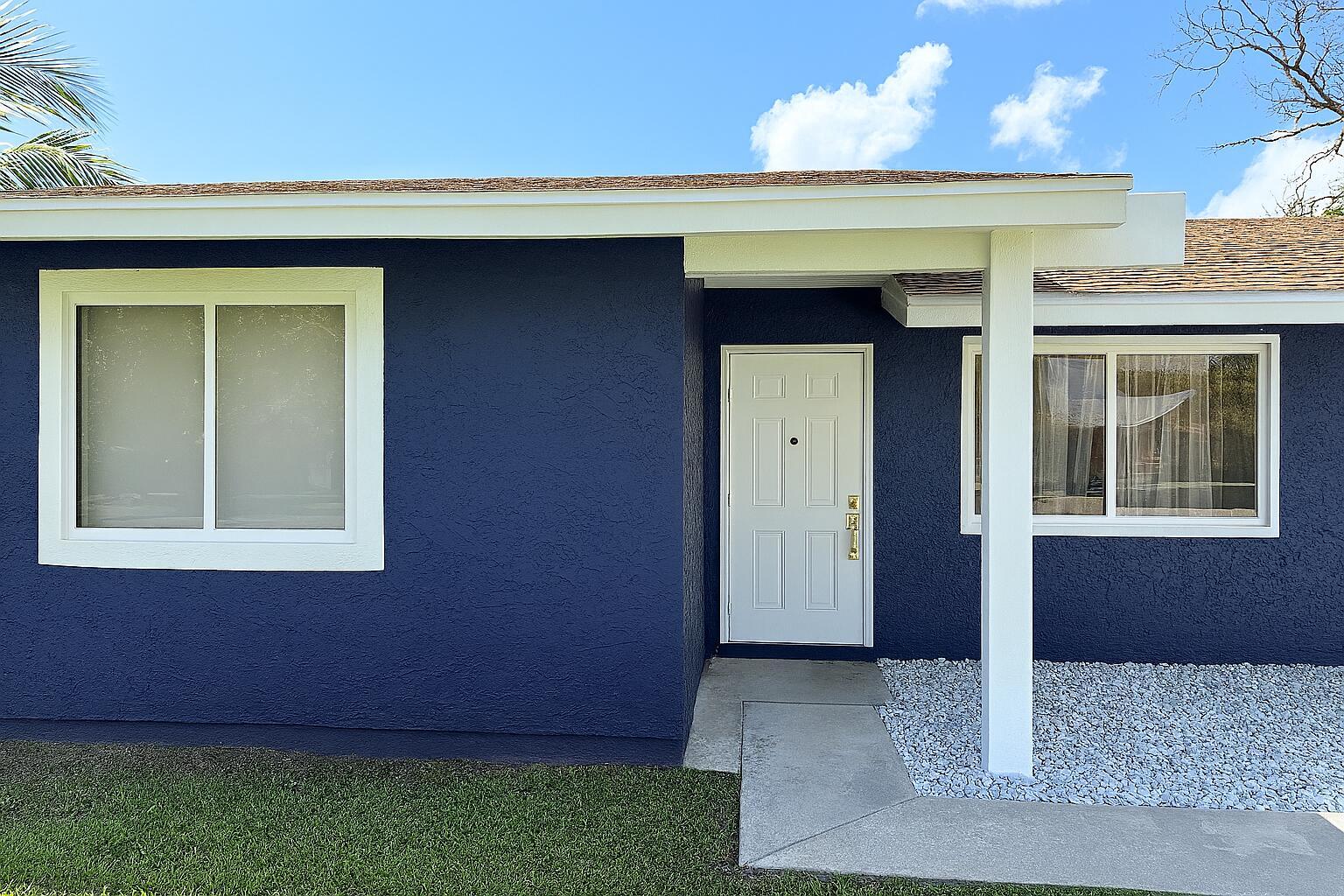 2055 SE West Dunbrooke Circle, Port St. Lucie, FL 34952, Port St. Lucie - Photo 3