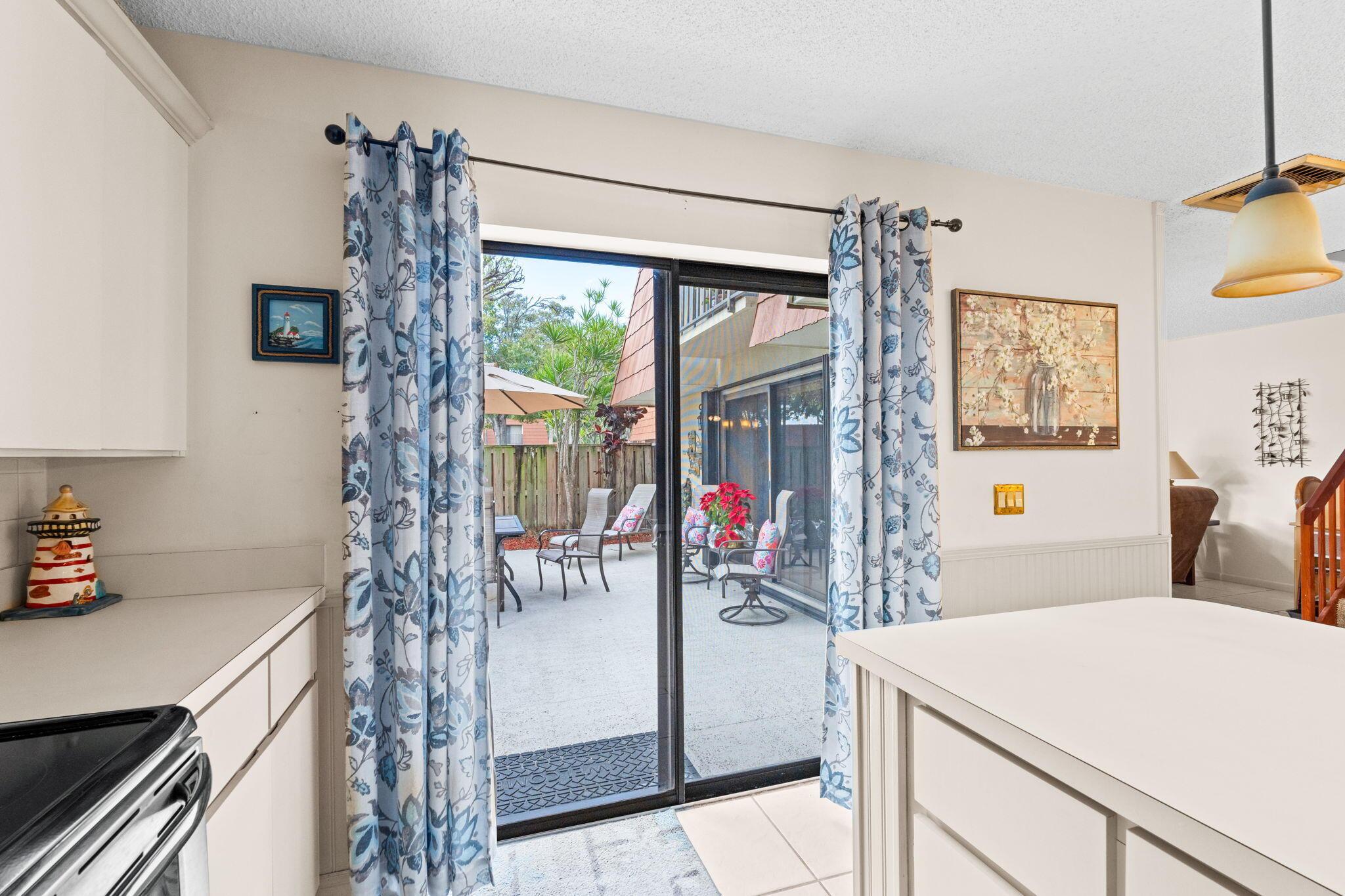 749 Buttonwood Lane, Boynton Beach, FL 33436, Boynton Beach - Photo 5