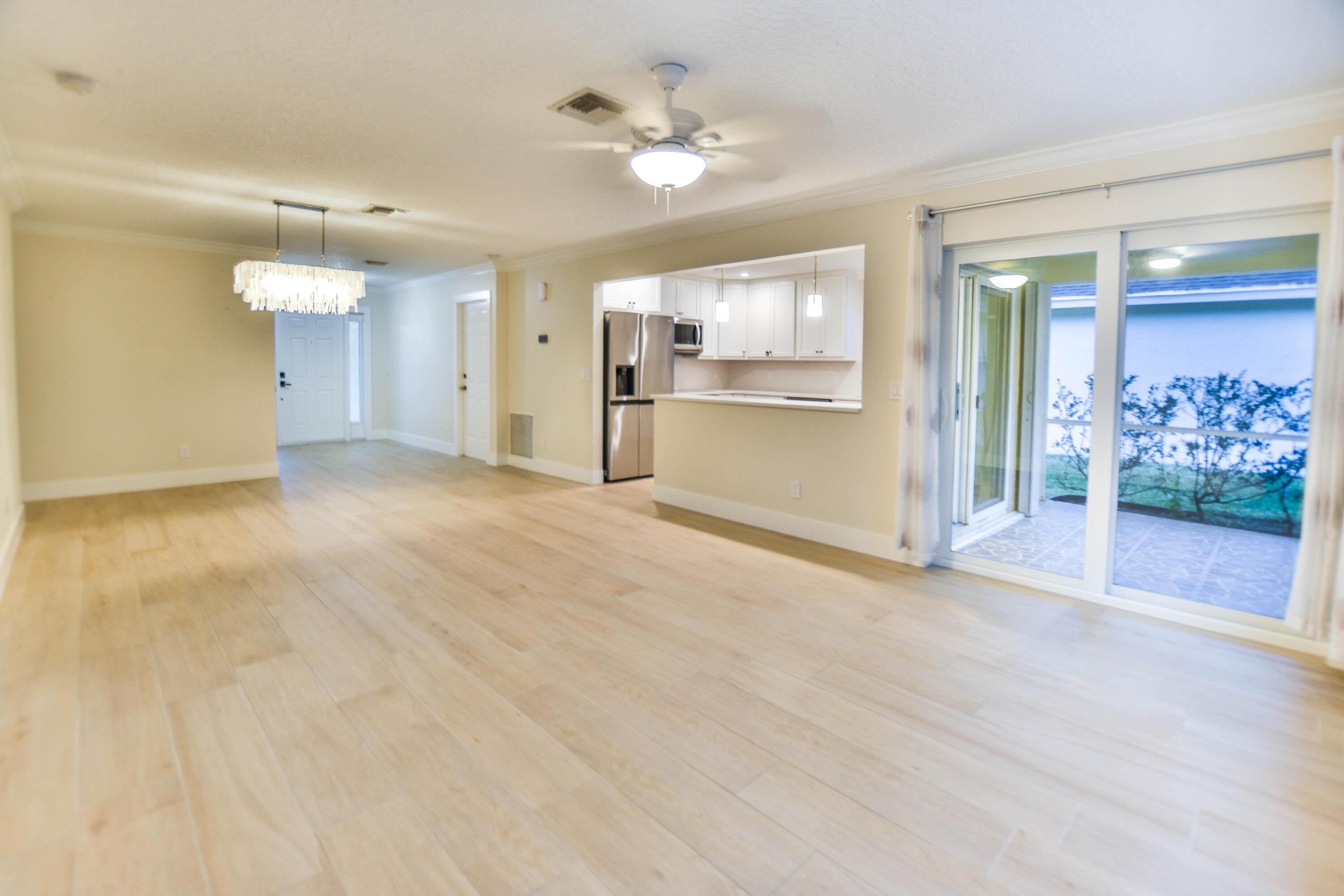 226 Moccasin Trail W, Jupiter, FL 33458, Jupiter - Photo 4