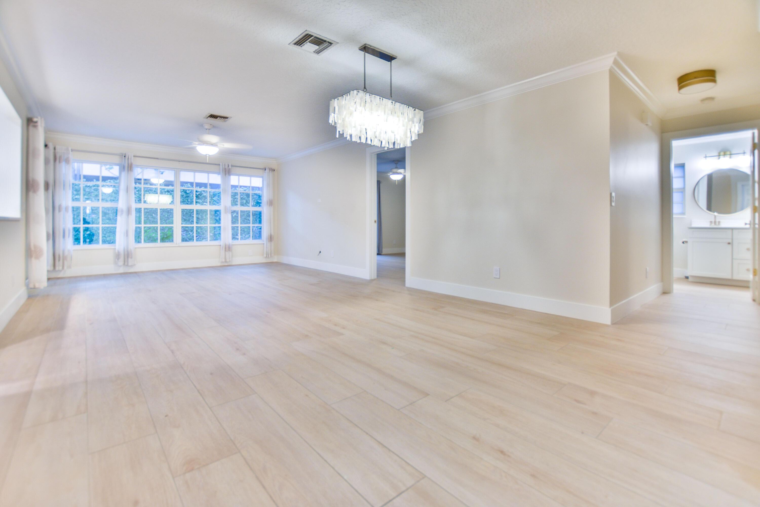 226 Moccasin Trail W, Jupiter, FL 33458, Jupiter - Photo 5