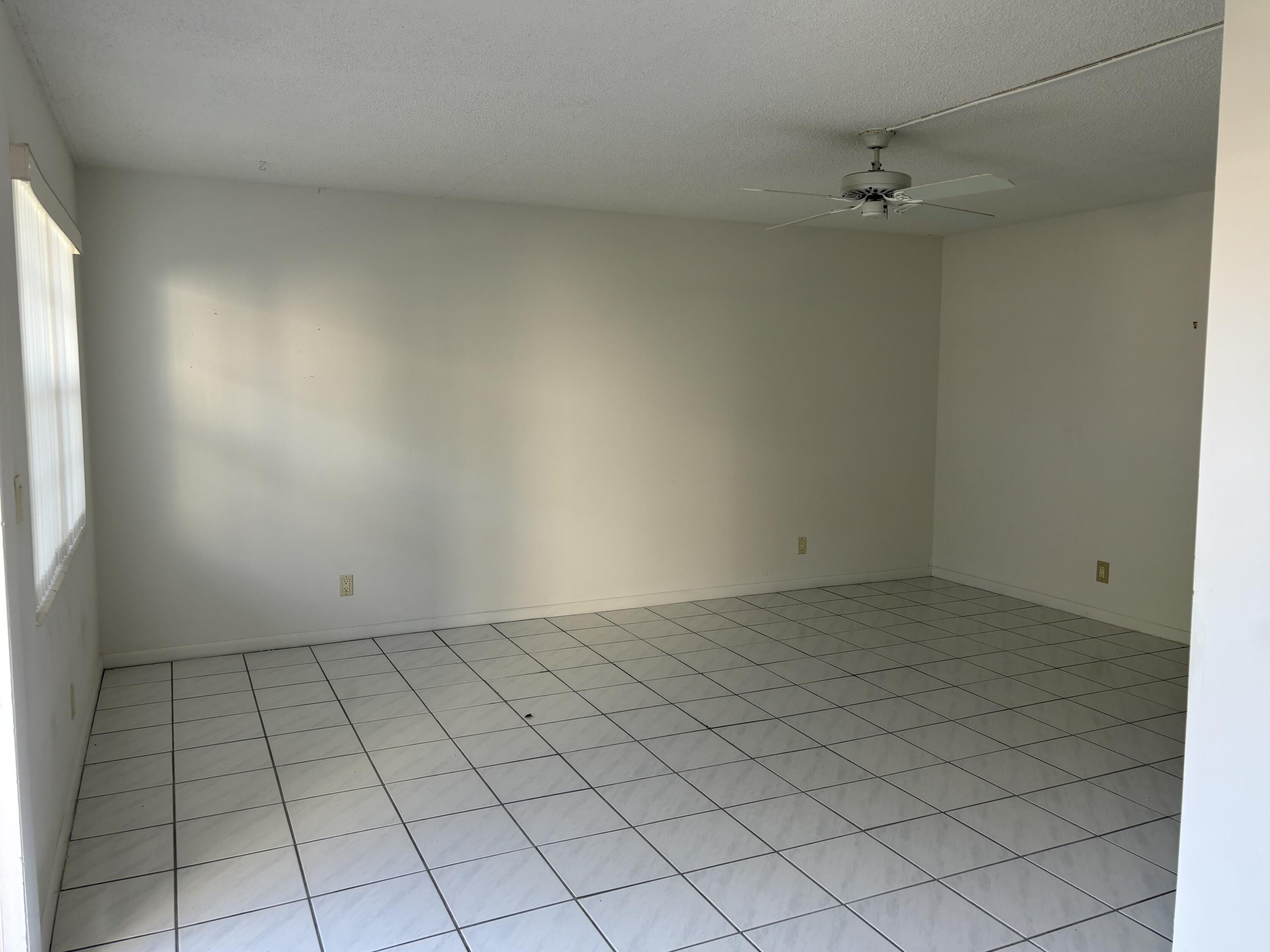 75 Sheffield D, West Palm Beach, FL 33417, West Palm Beach - Photo 3