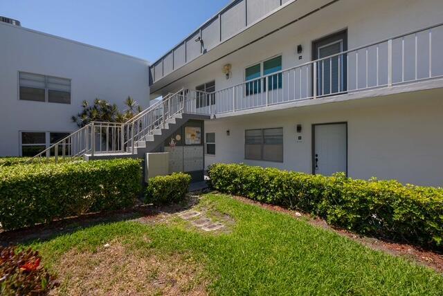 394 Normandy I, Delray Beach, FL 33484, Delray Beach - Photo 2