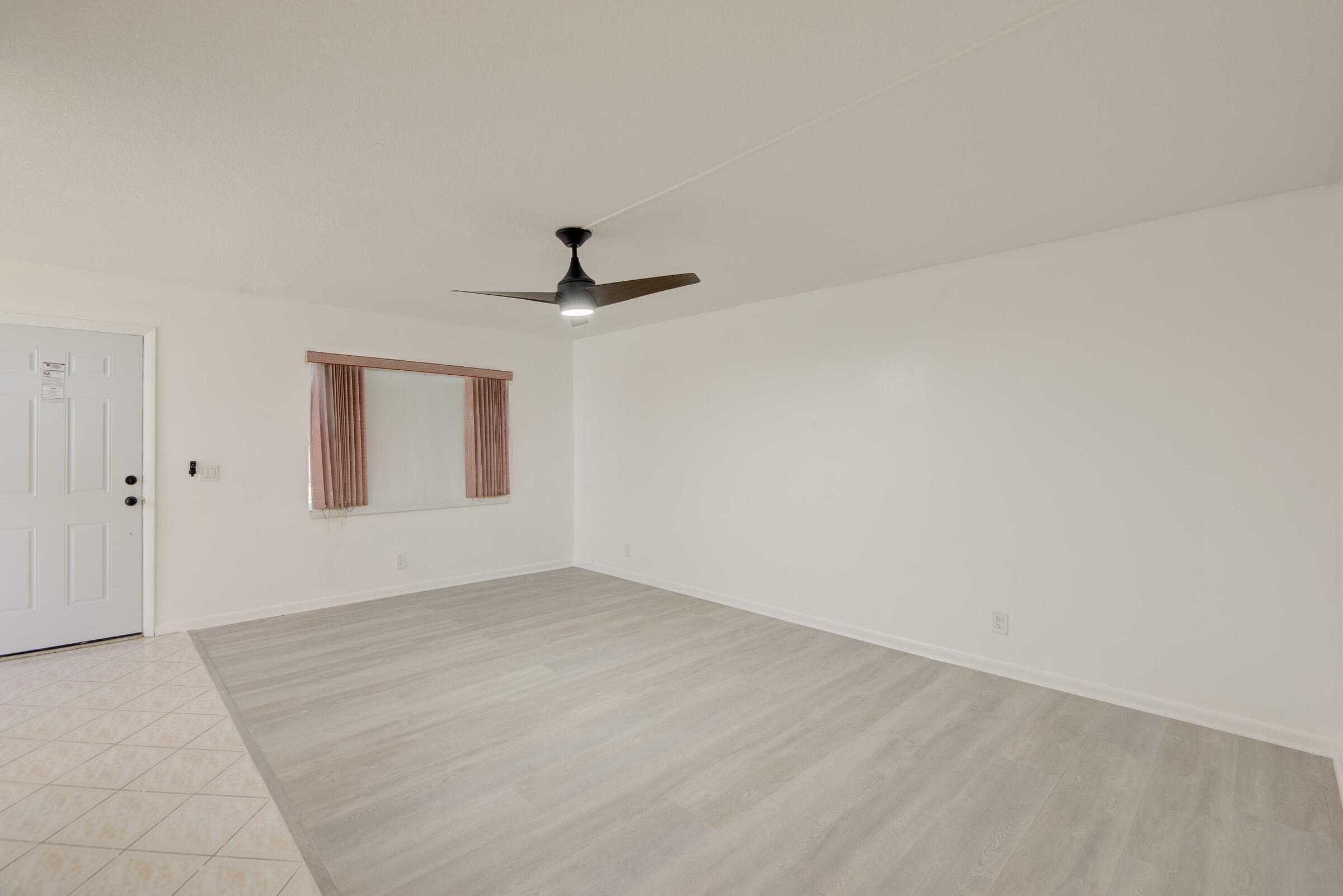 394 Normandy I, Delray Beach, FL 33484, Delray Beach - Photo 3