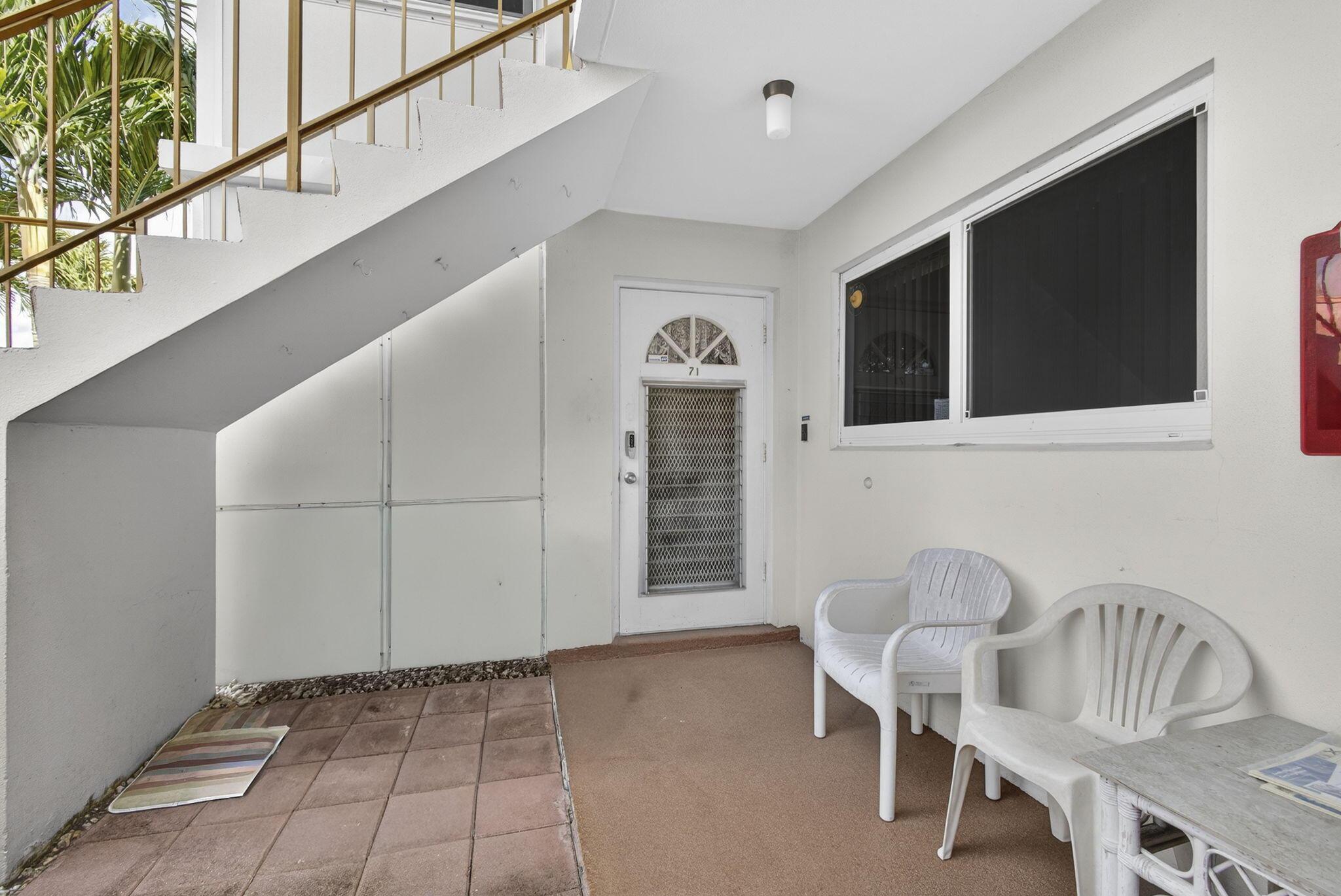 71 Plymouth I, West Palm Beach, FL 33417, West Palm Beach - Photo 2
