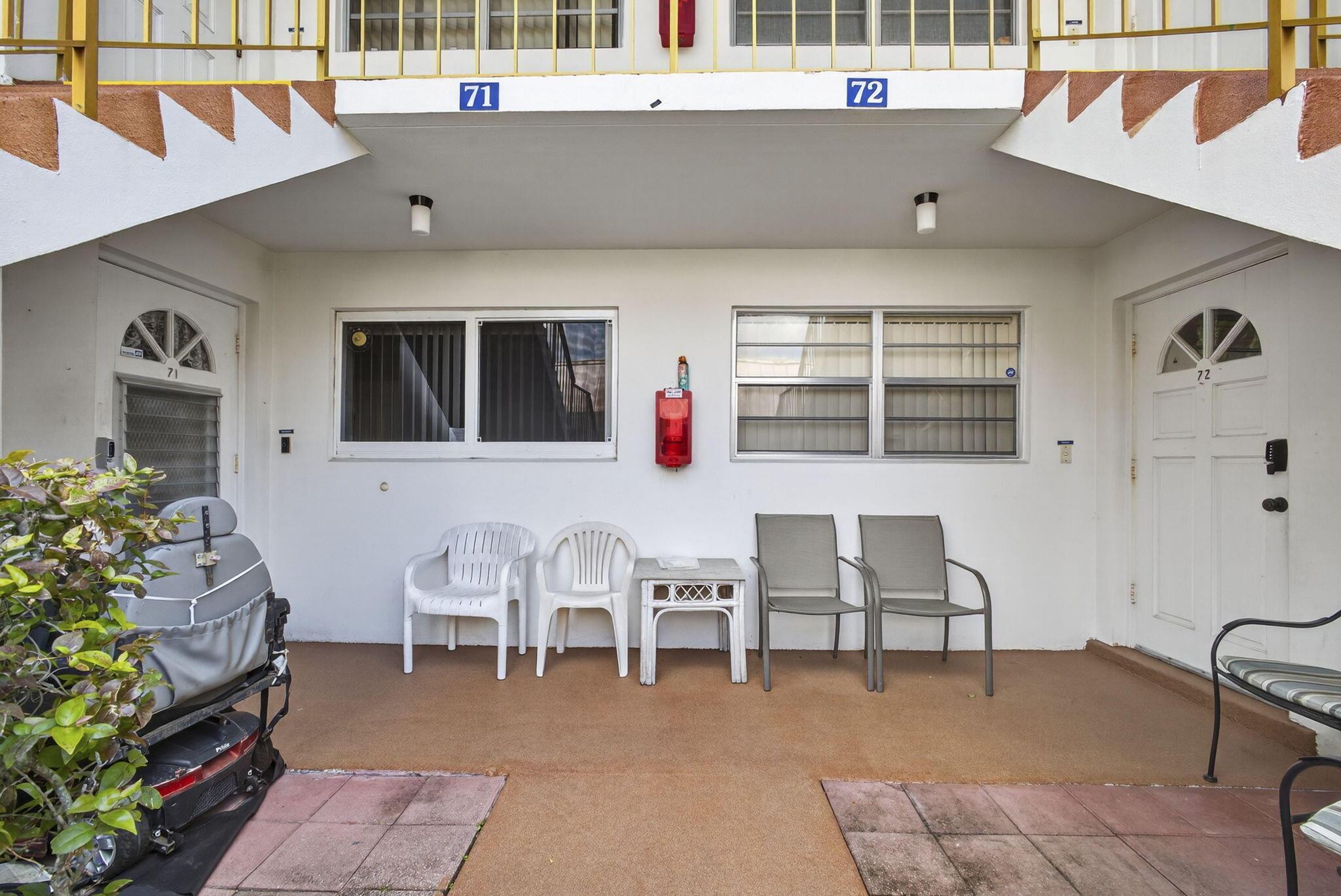 71 Plymouth I, West Palm Beach, FL 33417, West Palm Beach