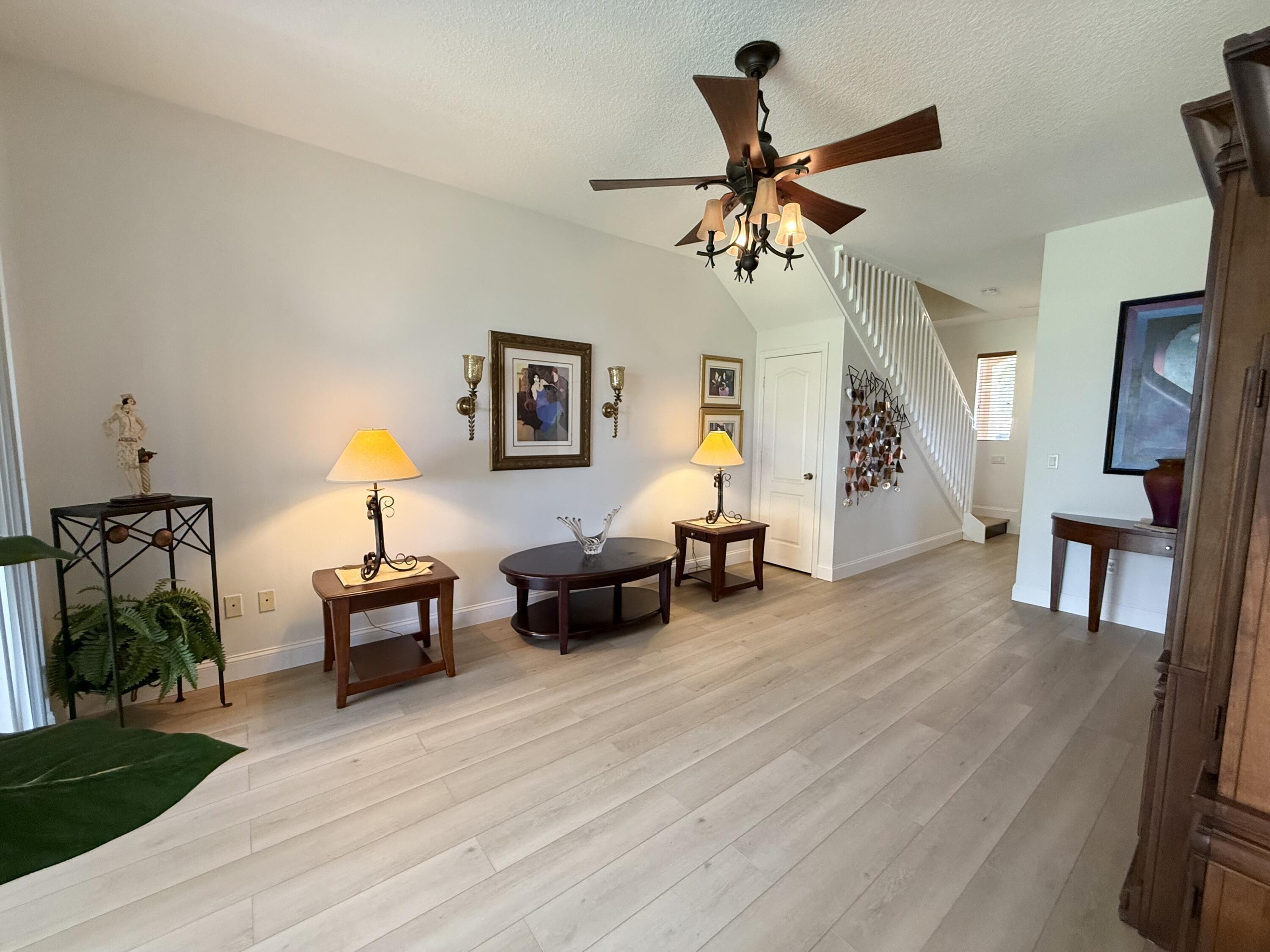 369 River Bluff Lane, Royal Palm Beach, FL 33411, Royal Palm Beach - Photo 5