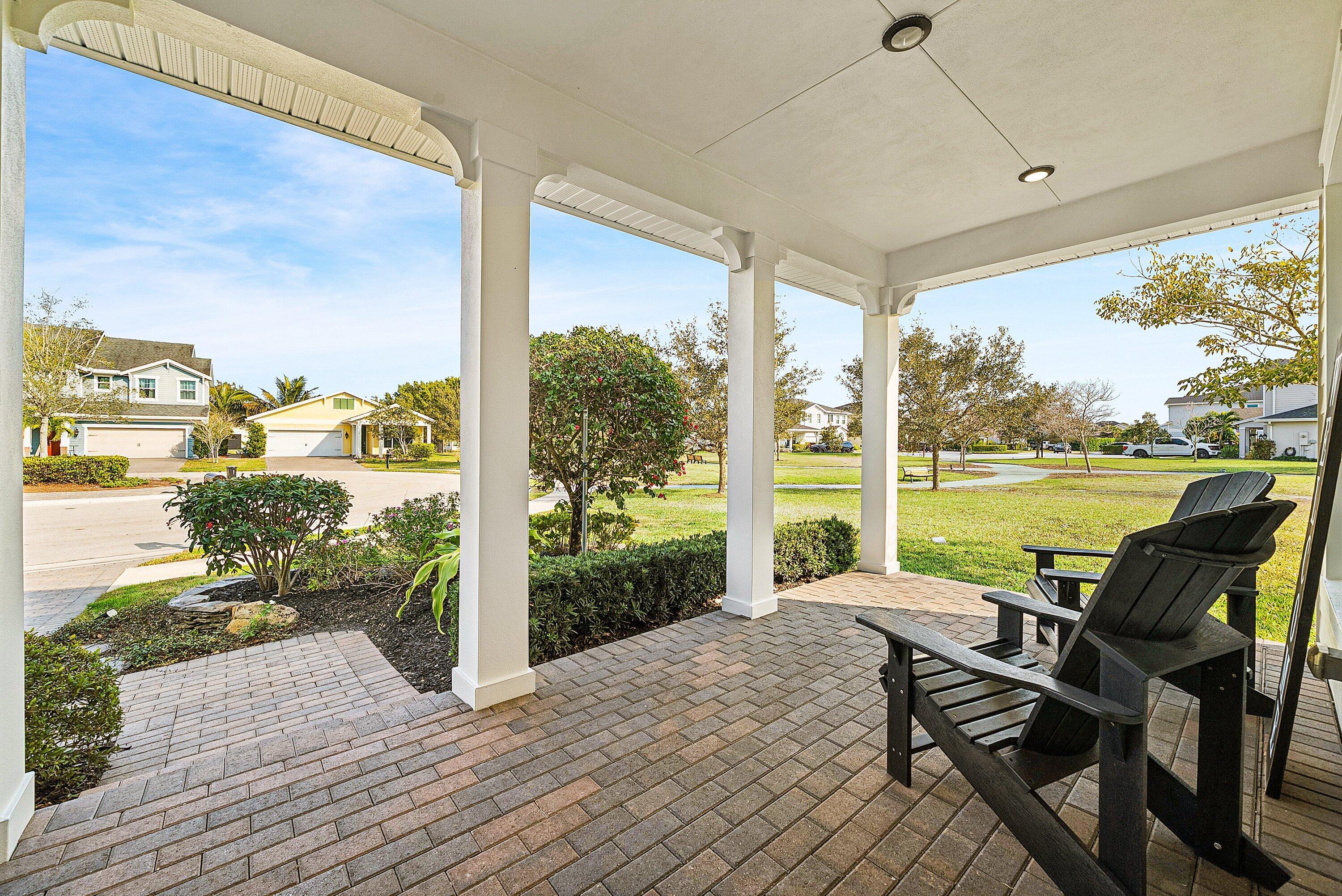 909 Deer Haven Drive, Loxahatchee, FL 33470, Loxahatchee - Photo 2