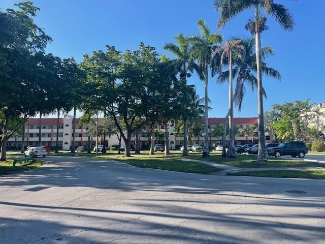 2900 Sunrise Lakes Drive W 106, Sunrise, FL 33322, Sunrise