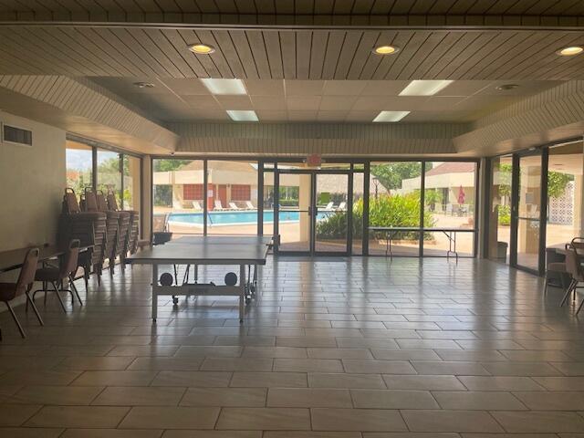 2900 Sunrise Lakes Drive W 106, Sunrise, FL 33322, Sunrise - Photo 4