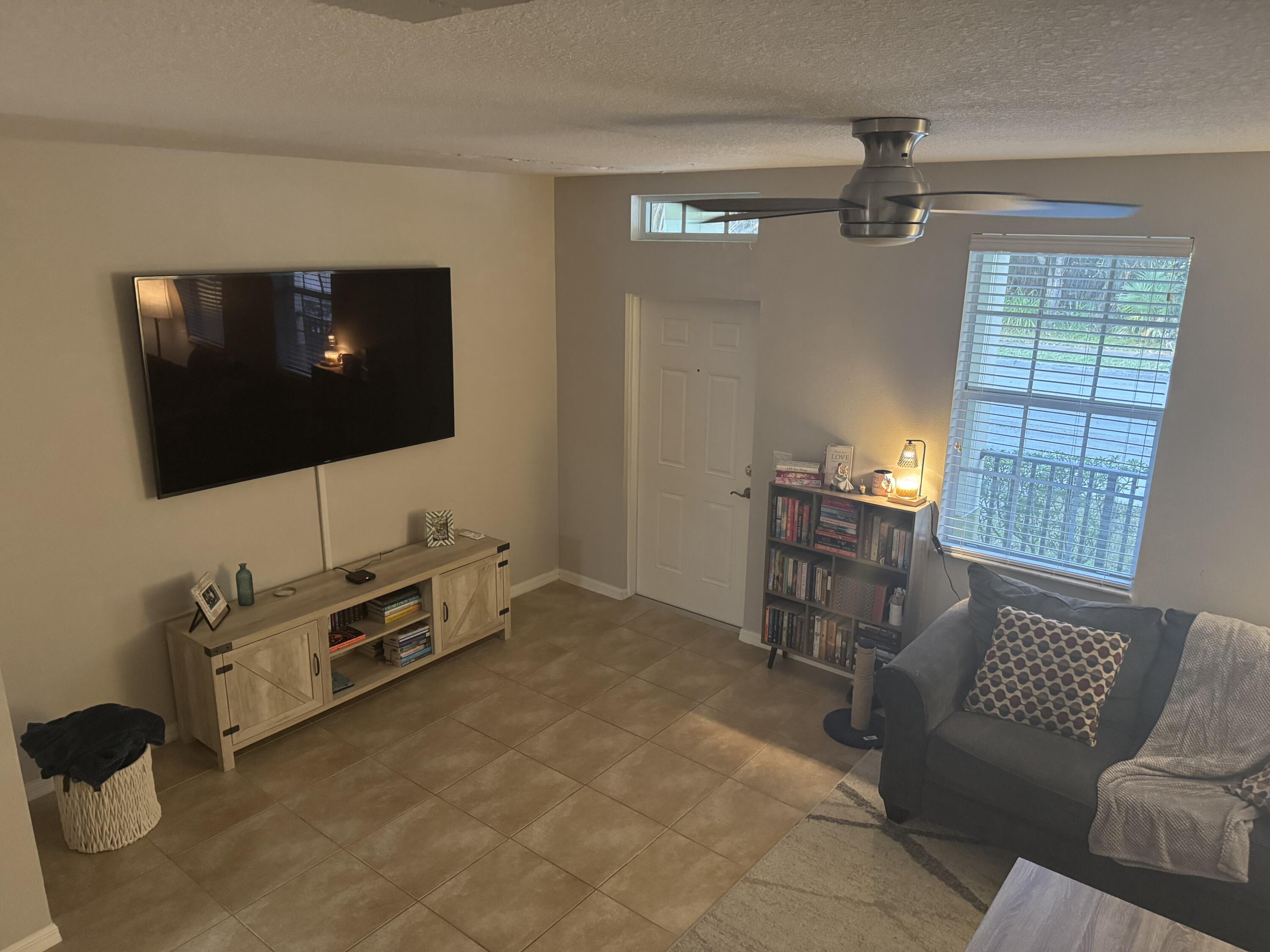 2096 SE Labelle Drive, Port St. Lucie, FL 34952, Port St. Lucie - Photo 4