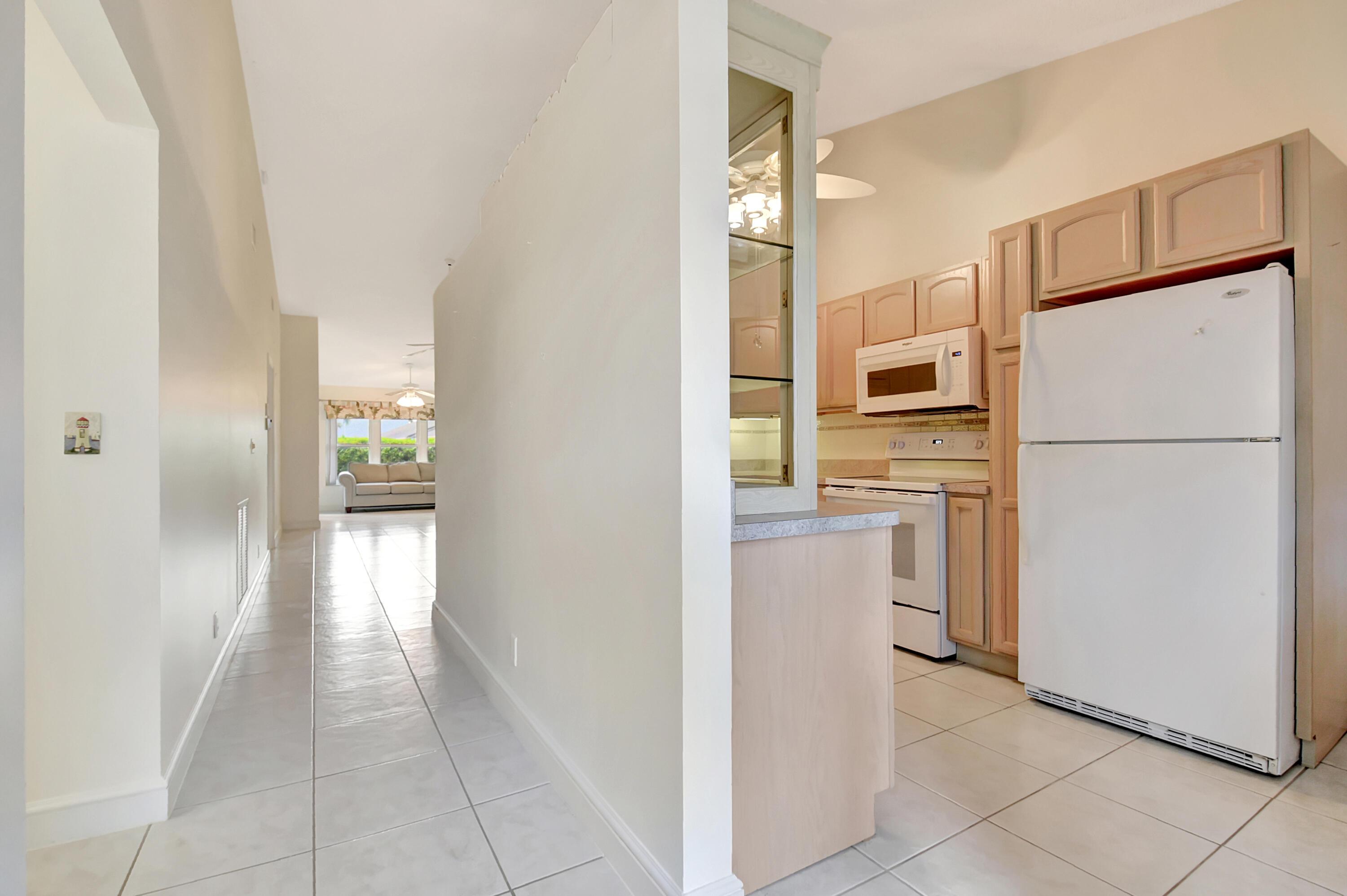 12233 Country Greens Boulevard, Boynton Beach, FL 33437, Boynton Beach - Photo 5