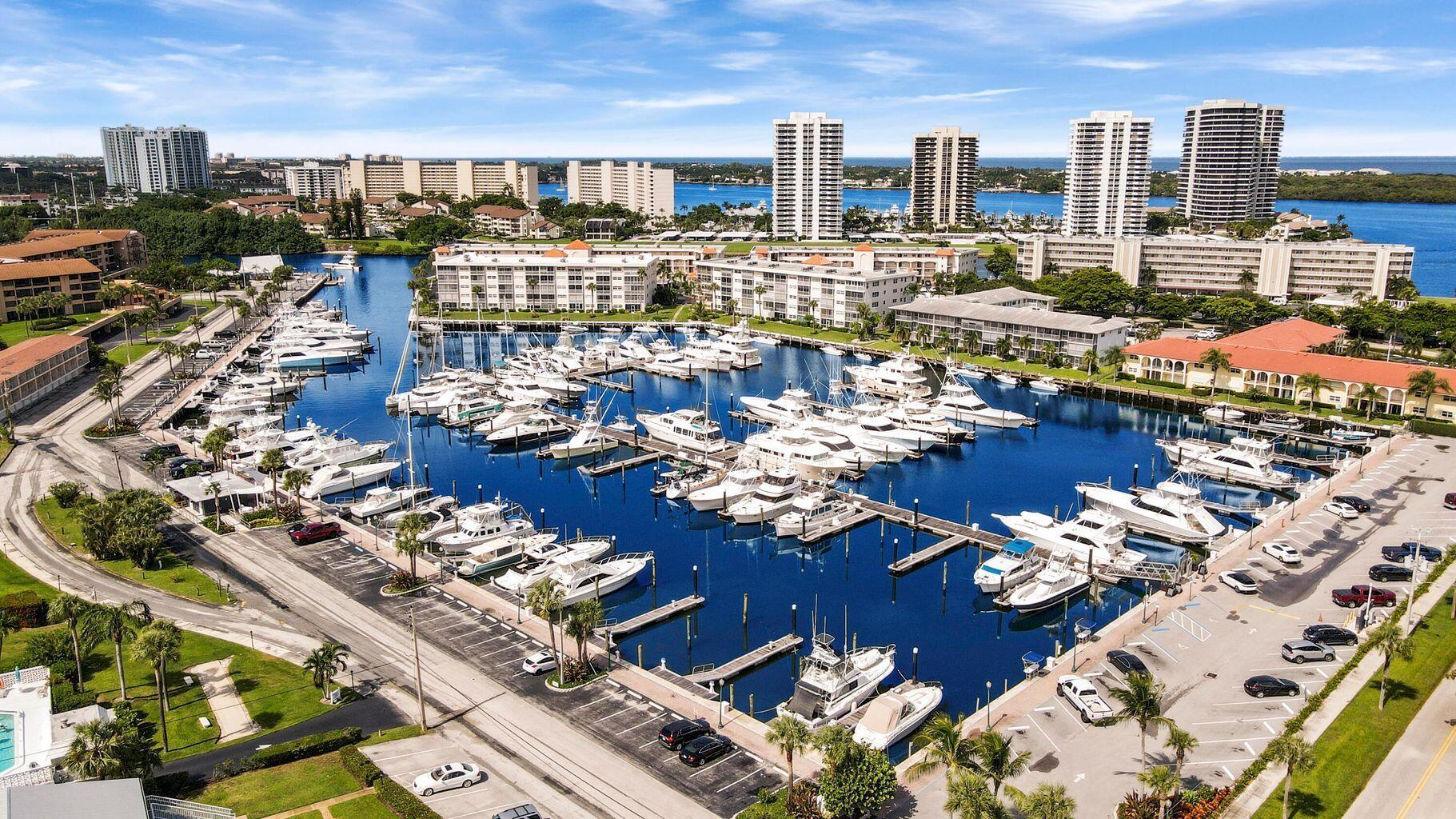 155 Yacht Club Drive 308, North Palm Beach, FL 33408, North Palm Beach - Photo 2