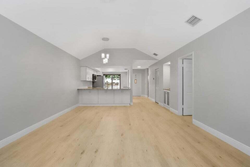 3113 Kingswood Terrace, Boca Raton, FL 33431, Boca Raton - Photo 4