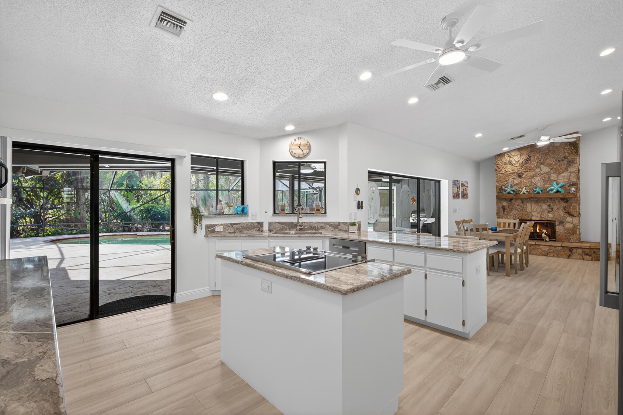 8166 N 155th Place, Palm Beach Gardens, FL 33418, Palm Beach Gardens