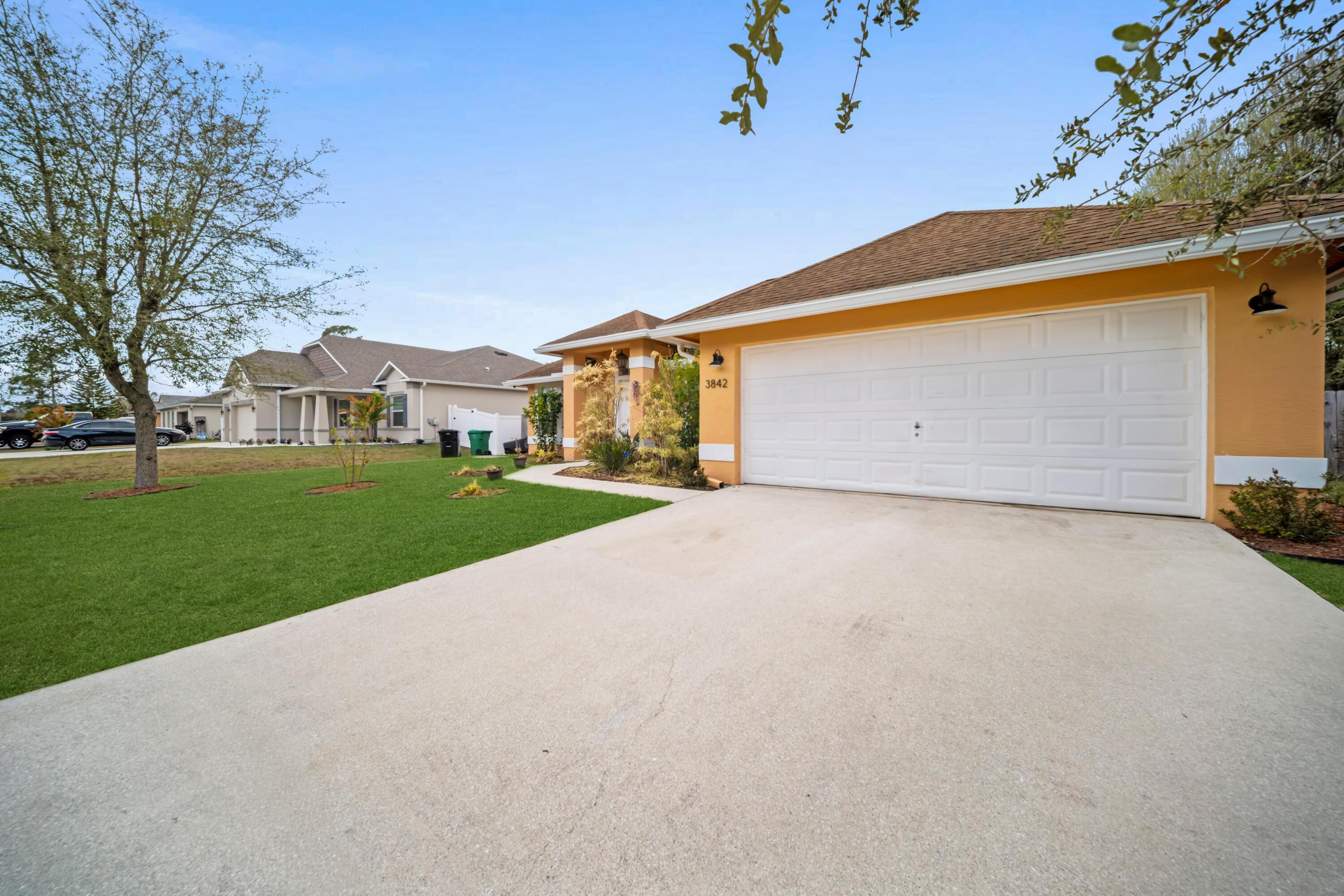 3842 SW Ruark Street, Port St. Lucie, FL 34953, Port St. Lucie - Photo 2