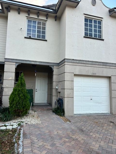 1305 Lucaya Drive, West Palm Beach, FL 33404, West Palm Beach - Photo 2