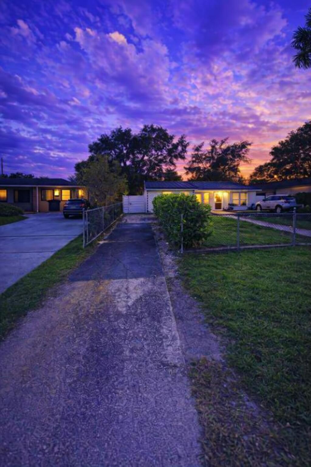 916 Sharar Avenue Apartment, Opa-Locka, FL 33054, Opa-Locka - Photo 2
